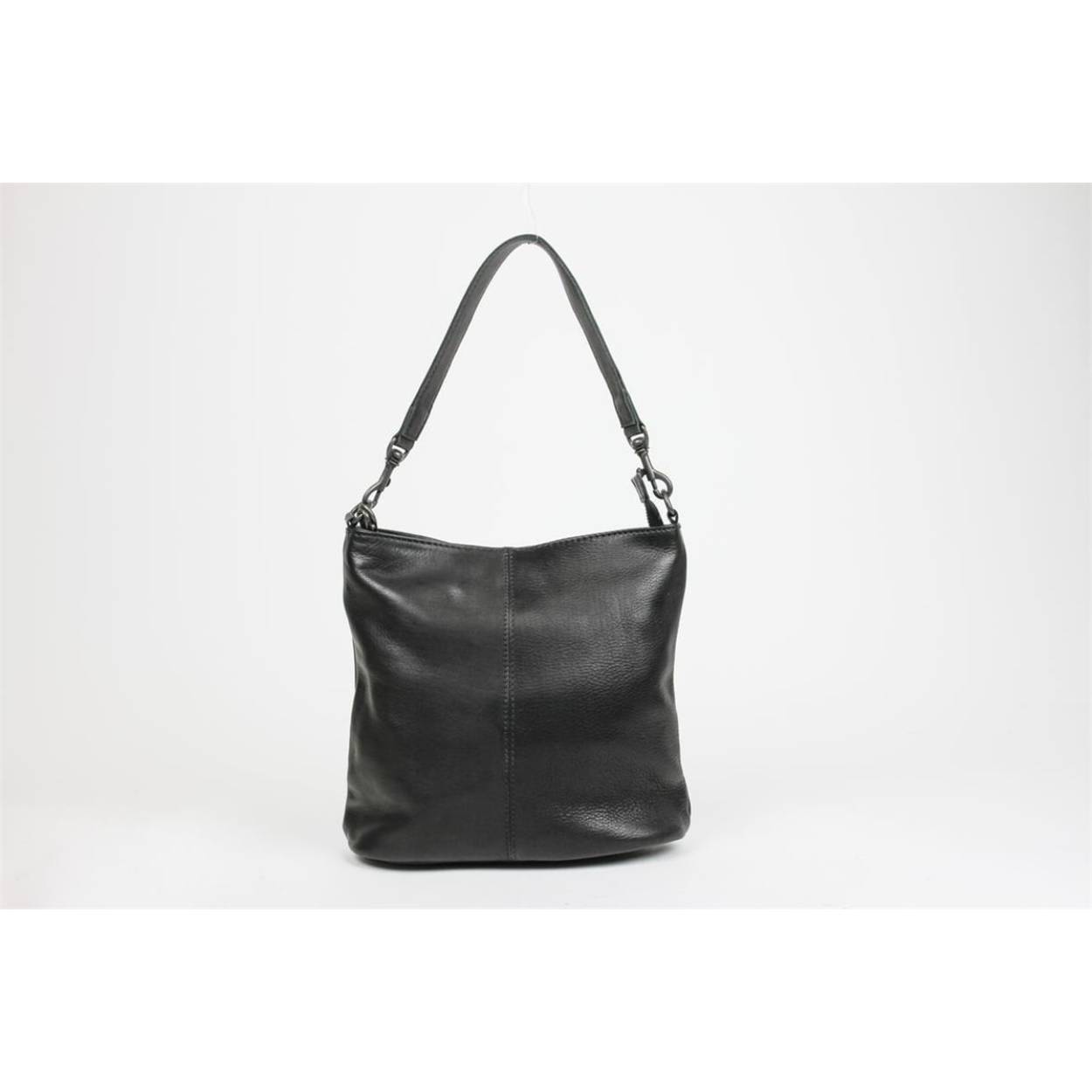 Zachte Leren Schoudertas Dames – Crossbody & Handtas in Eén
Deze zachte leren schoudertas is een stijlvolle en veelzijdige tas die je zowel kort over de schouder als comfortabel crossbody kunt dragen. Dankzij het doordachte ontwerp en de praktische indeling is deze tas perfect voor dagelijks gebruik.

✔️ Verstelbare schouderband – draag ‘m kort of als crossbody
✔️ Ritsvak aan de achterzijde – ideaal voor je telefoon of sleutels
✔️ Binnenkant met steekvak, 2 pennenvakken en ritsvak – alles overzichtelijk opgeborgen
✔️ Tijdloos design – past bij zowel casual als zakelijke outfits
✔️ Gemaakt van soepel, natuurlijk leer – elk exemplaar is uniek

Afmetingen:
26 cm (hoogte) x 26 cm (breedte) x 9 cm (diepte)

Waarom kiezen voor deze leren damestas?

Multifunctioneel en stijlvol
Hoog draagcomfort door zacht leer
Compact van formaat, ruim van binnen
Perfect voor dagelijks gebruik
Let op: leer is een natuurproduct. Kleine onregelmatigheden of kleurverschillen maken elke tas uniek.