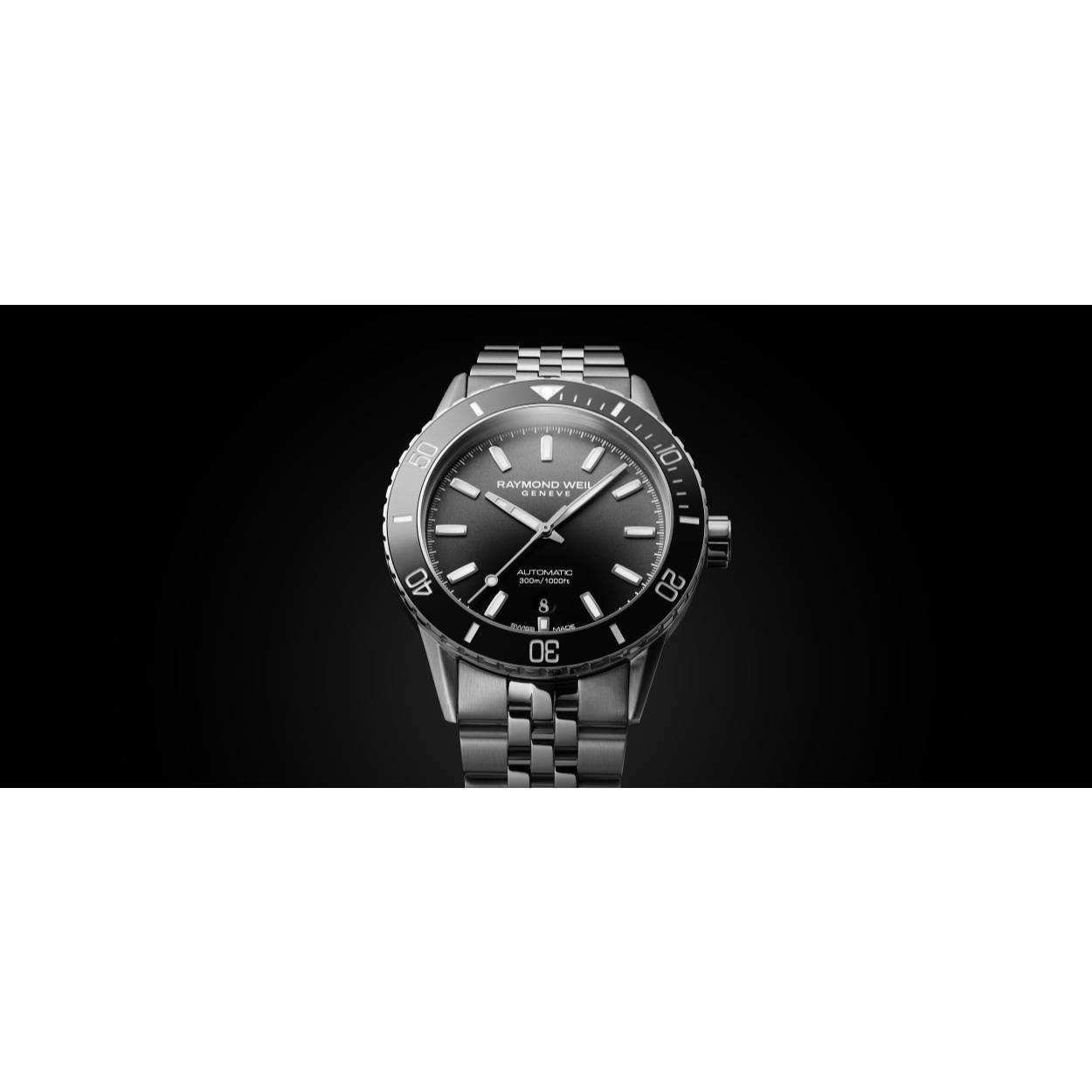 Dit is een horloge van het merk Raymond Weil gemaakt voor heren.
De specificaties zijn als volgt:
Kastmaat: 42.50
Waterdichtheid: 30 ATM / 300 Meter / 1.000 Feet
Dit horloge heeft de volgende functies/eigenschappen:
Datumaanduiding