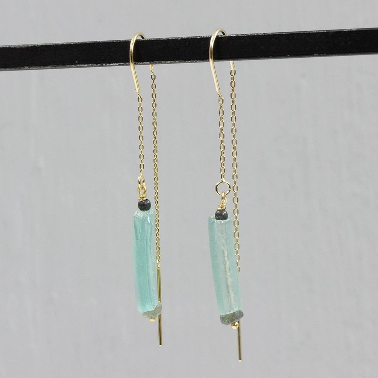 Jeh Jewels Doortrek oorbel zilver verguld + Labradoriet + Roman Glass 21043