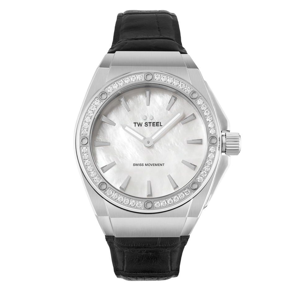 Deze CE4027 is voorzien van een Zwitsers uurwerk en heeft een 38mm geborstelde stalen kast met 48 diamant gezet zirkonia stenen. Een Italiaanse lederen zwarte croco band