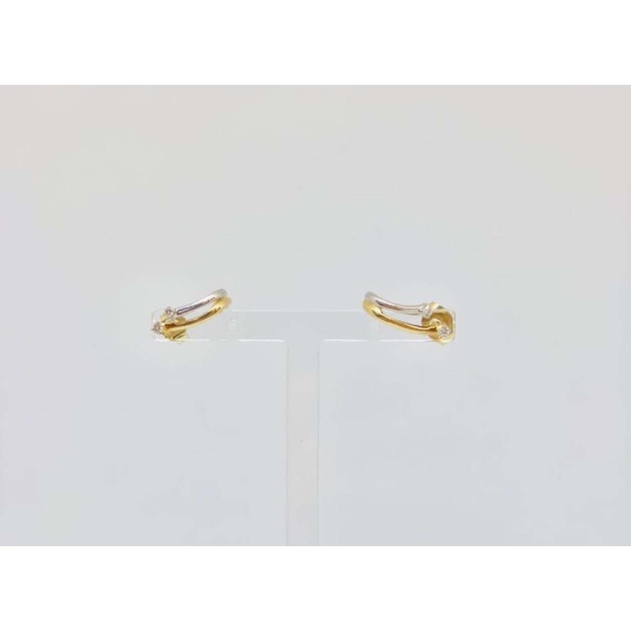 14k gouden oorstekers diamant