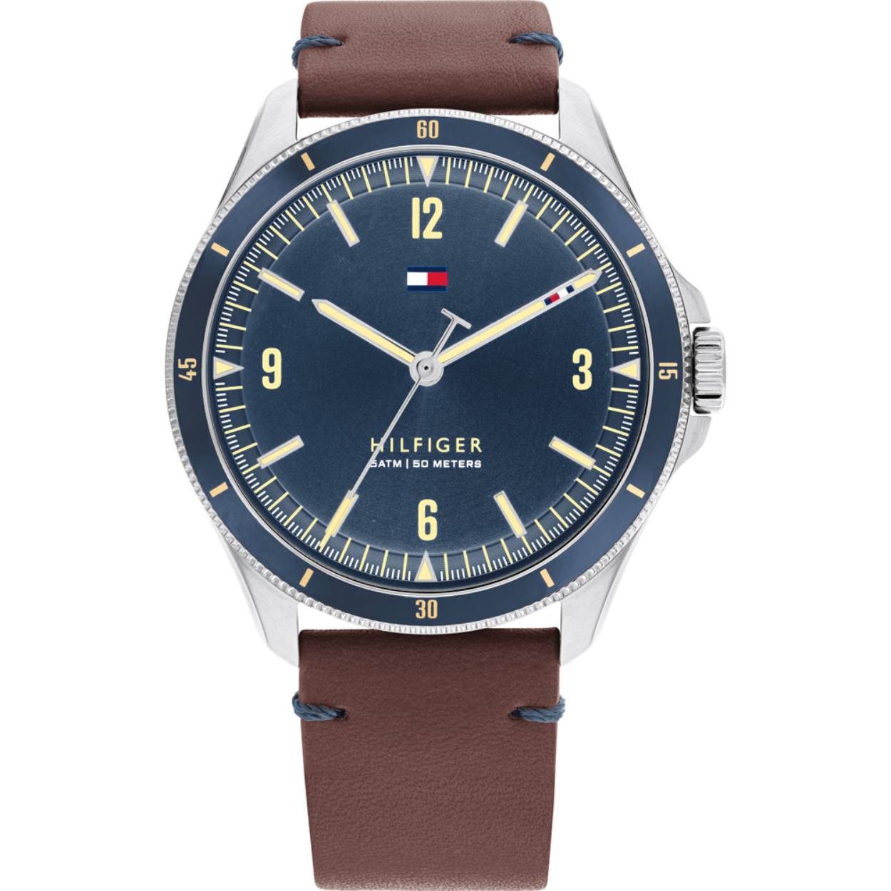 Herenuurwerk van Tommy Hilfiger uit de 'Maverick' collectie. 
Bruine lederen band/metalen kast 
Petrolkleurige wijzerplaat 
Waterdichtheid: 5 ATM