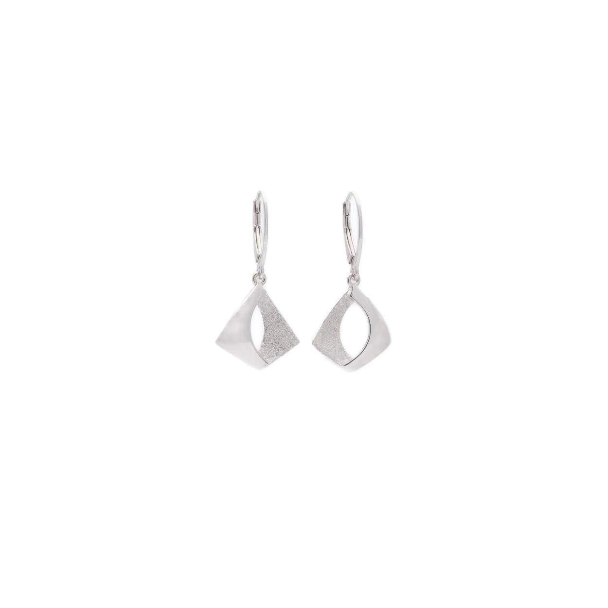 Yo Design Tovenar Oorhangers | T1108