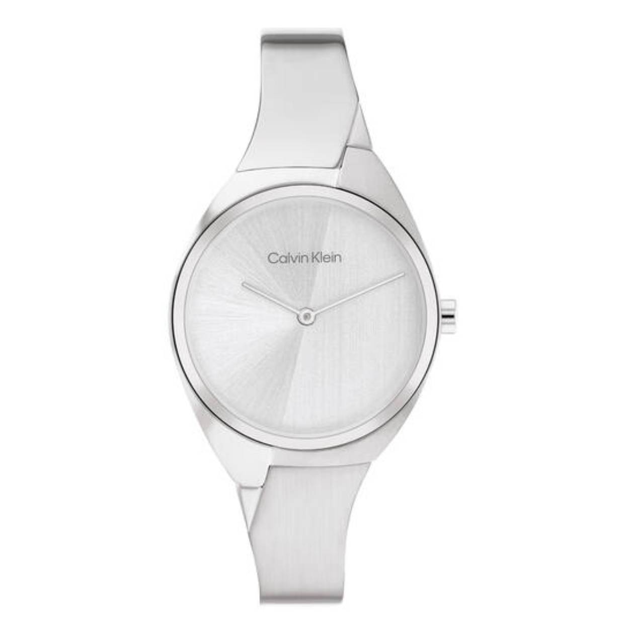 Dit Calvin Klein horloge behoort tot de Charming collectie.
Referentienummer: 25200234

Dit Calvin Klein bangle horloge heeft een stalen kast en band. De bangle horloges zijn typisch Calvin Klein. Het horloge is verstelbaar door de schakels aan de achterkant van het horloge. Hierdoor behoudt het horloge de bangle look aan de voorkant van het horloge. Het horloge is waterbestendig tot 3 atm en wordt afgeschermd met mineraalglas.