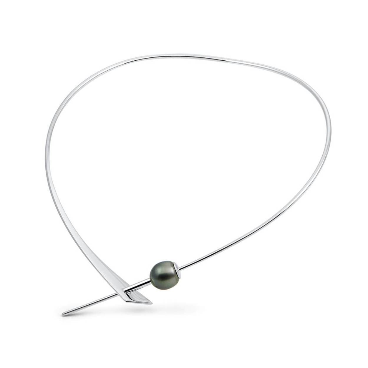 Nol Applique Tahiti parel ARG04369.7. Applique afgebeeld bevestigt op spang. Zilveren spang van Nol ARG04009.8. Een NOL sieraad kan worden gemaakt  in ieder gewenst edelmetaal en met de afwerking die u wenst. Vraag naar de mogelijkheden bij ons.