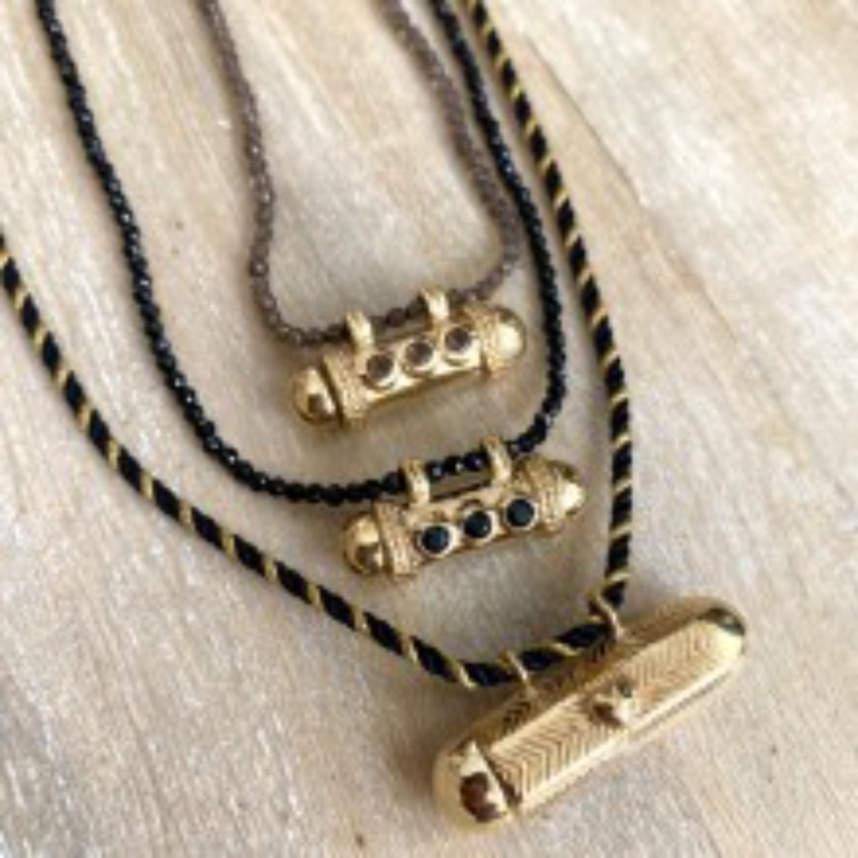 Necklace Prayerbox Smokey Gold-plated