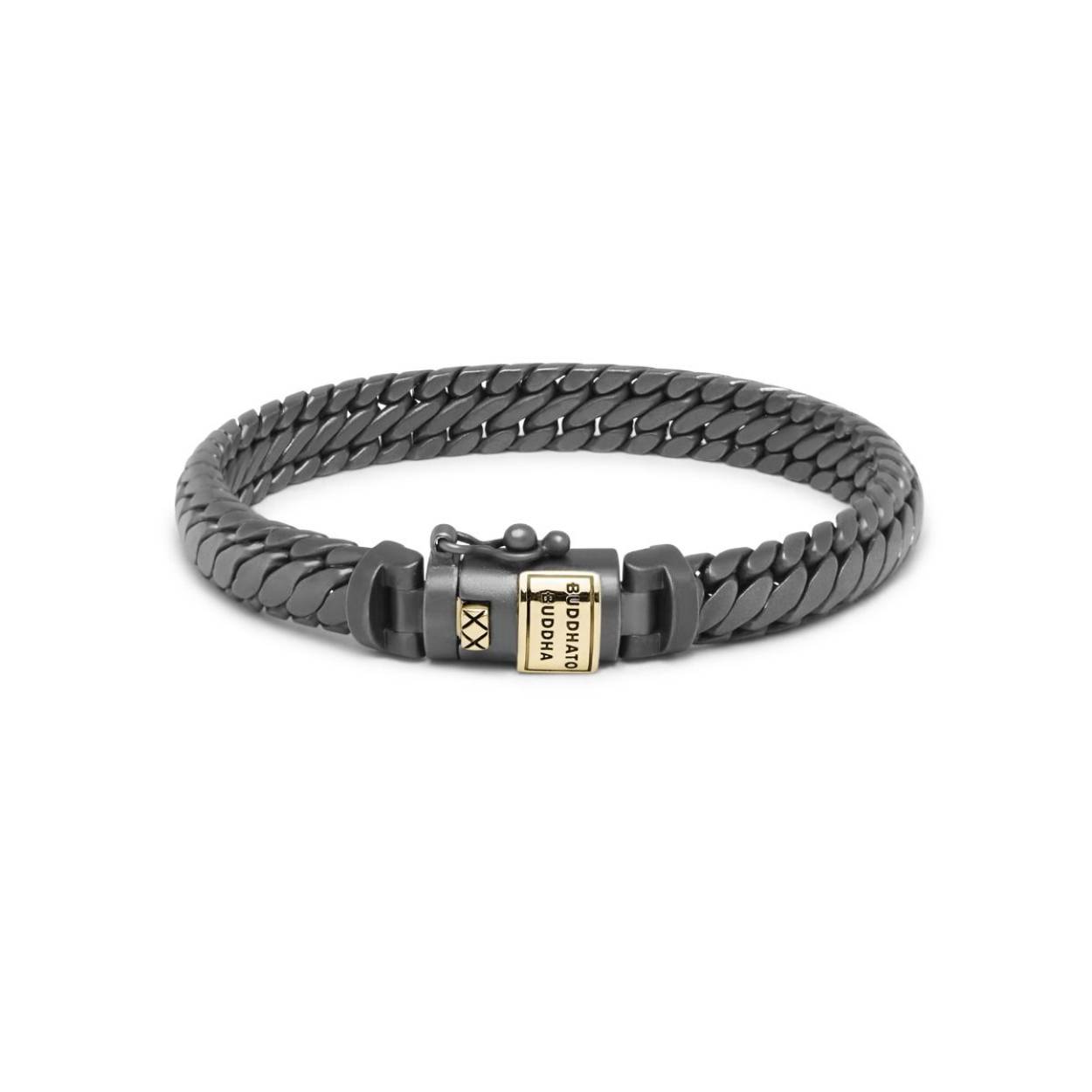 Het ontwerp van de Ben XS armband is aangepast met een unieke matte rhodium finishing en 18k geelgouden details. Jouw levensstijl en de natuurlijke elementen bepalen de look van je sieraad in de loop van tijd en creëren een vintage en ruwe uitstraling die een persoonlijk statement is van jouw reis door het leven.

Let op! Deze unieke rhodium finish is zo ontwikkeld dat je sieraad een vintage look krijgt naarmate je het draagt. Zo ontwikkel je een eigen look, passend bij jou levensstijl.