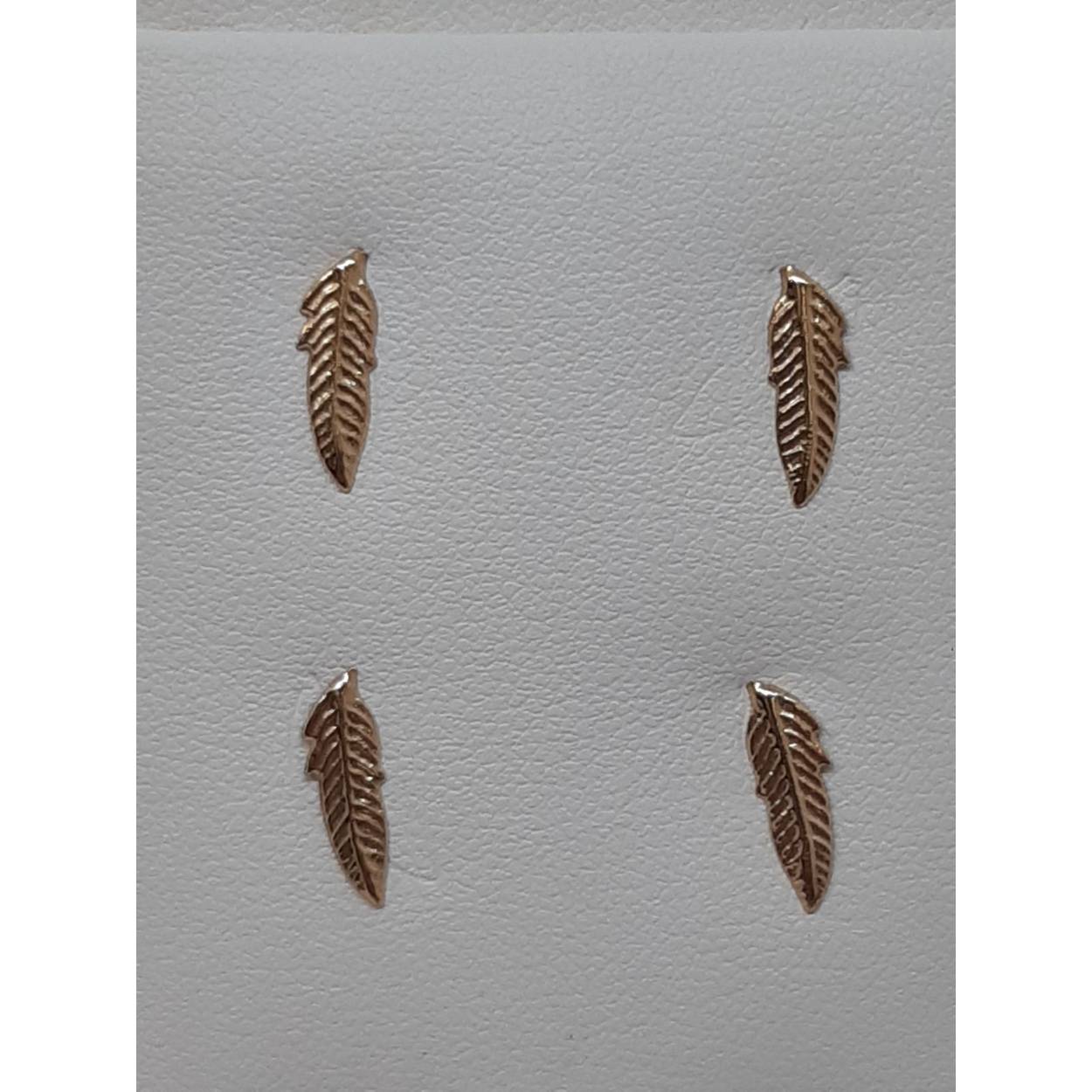 gouden oorknop 
14 kt 