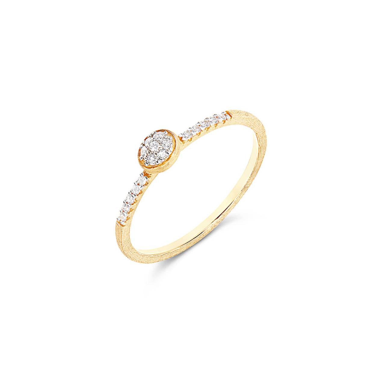 Een klein meesterwerkje van vakmanschap: deze ring van 18-karaats goud met diamanten belichaamt luxe, elegantie en frisheid in één juweel. Perfect om alleen te dragen of in combinatie met andere ringen. Een eigentijdse must-have om altijd bij je te hebben.

Nanis 18kt geel gouden ring met diamanten 0.10ct 1.32gr