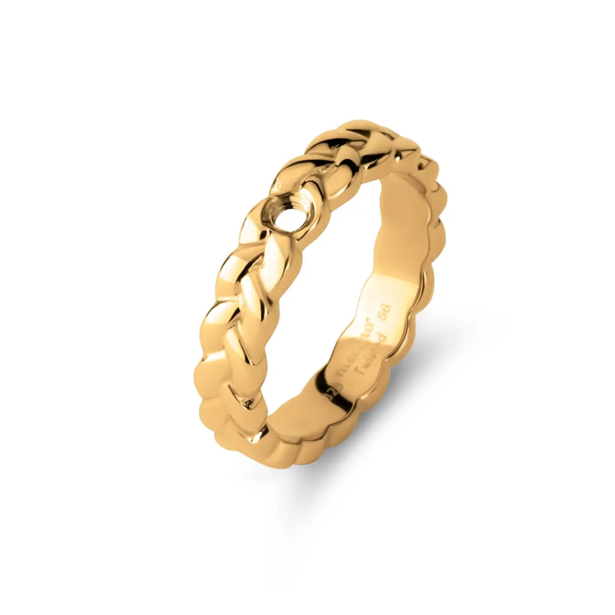 De Melano Twisted Tari ring heeft een gevlochten reliëf, waardoor de ring een stoer maar toch vrouwelijk uiterlijk krijgt.