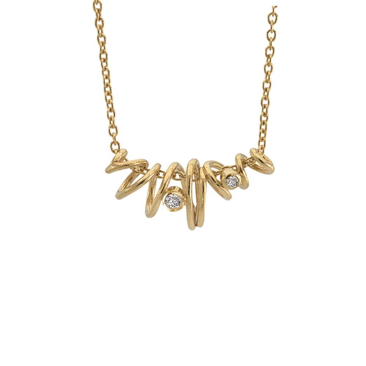 Deze geel goud vergulde ketting is verstelbaar en te dragen op 42 en 45 cm. De gekrulde hanger bevat twee witte topazen.