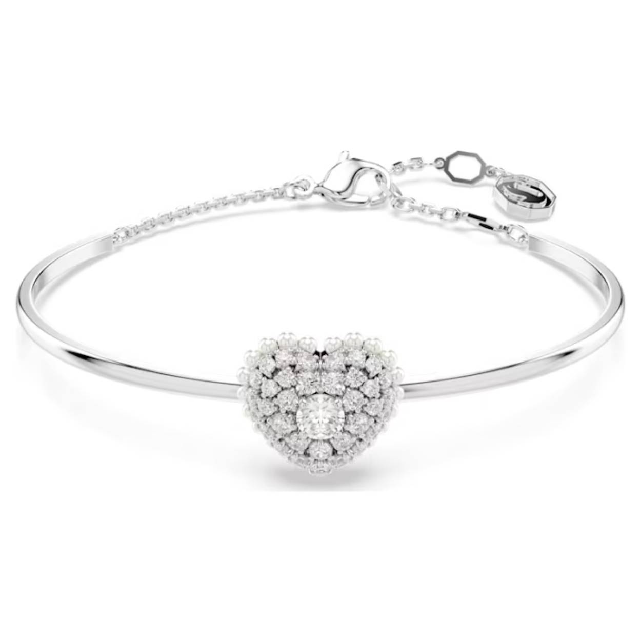 Deze armband met rhodium toplaag is een subtiele maar betoverende uiting van liefde. Het hartvormige motief is gecreëerd met een kooivormig ontwerp voor maximaal volume. Om het koepelvormige effect te benadrukken, is het voorzien van rondgeslepen heldere Swarovski Zirkonia gezet met de oogverblindende chatontechniek. Geef dit als speciale verrassing cadeau aan iemand op wie u gek bent.

Artikelnr.: 5684385
Collectie:  Hyperbola
Afmetingen (ovaalvormig): 5.9 cm x 4 cm
Materiaal:  Kristallen, Rodium-verguld, Zirkonia
Kleur:  Wit
Type sluiting:  Karabijn