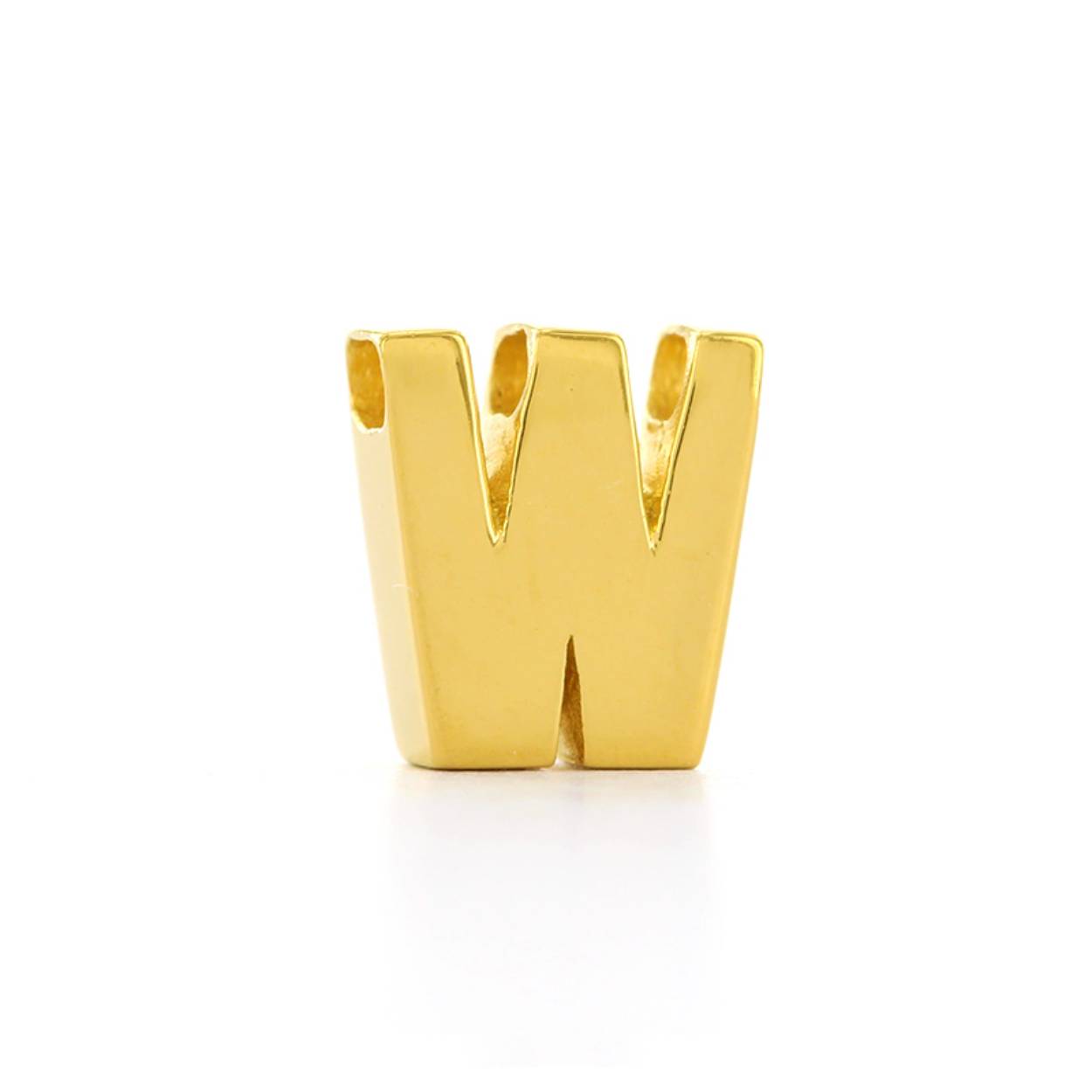 Voor deze hanger heb je een Imotionals ketting nodig. Imotionals kettingen hebben een klein oogje dat door de hanger past.

De collectie hangers en bedels van Imotionals bestaan uit initialen en symbolen. Kies je collier en bedel(s) naar keuze en creëer zo je gepersonaliseerde Necklace.  Je schuif de bedel aan het collier, de lengte kun je zelf bepalen, en hoe leuk is is om 2 of 3 lengtes samen te dragen. Creëer your own Necklace Party.

Imotionals is een zilveren sieradenlijn bestaande uit dunne colliers en hangertjes, het laatste in de vorm van initialen en symbolen. waarmee je door middel van colliers, initialen en symbolen expressie geeft aan jou gevoelens of gedachten.

Een letter sieraad zorgt ervoor dat je jouw look een persoonlijke touch kan geven. Kies voor je eigen letter of de letter van je beste vriendin, vriend, moeder of iemand anders die je dierbaar is. Je kunt er zelfs een hele naam aan hangen, met bijvoorbeeld een hartje of sterretje symbool voor extra betekenis. Ook mega leuk om te geven als cadeautje. Get it before it's gone!