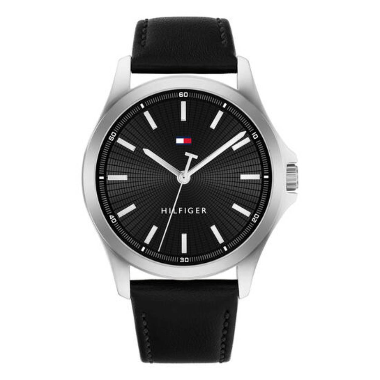 Tommy Hilfiger TH1710668 Horloge Heren Staal Zwart 43mm
Dit specifieke horloge van Tommy Hilfiger uit de Bruce serie met artikelnr: TH1710668 is een sportief herenhorloge die niet in je collectie mag ontbreken. Het leren herenhorloge heeft een zilverkleurige ronde kast met een gladde bezel en een zwart geborstelde sunray wijzerplaat. Aan het horloge zit een zwarte lerenband met een gespsluiting. Het horloge heeft een mineraalglas, een doorsnee van 43mm en is 3ATM.  

Het merk:
Sinds de lancering van het merk in 1985 is Tommy Hilfiger wereldwijd bekend geworden als pionier van de klassieke Amerikaanse coole stijl. Geïnspireerd door de iconische popcultuur en het Amerikaanse erfgoed. De dames en herencollectie van dit seizoen bestaan uit minimalistische silhouetten en rustieke lederen details. De herenhorlogecollectie biedt iconische uurwerken met roestvrijstalen, lederen en siliconen banden.

Specificaties:
- Mineraalglas
- Ronde kast 43mm
- Zilverkleurige horlogekast
- Zwarte wijzerplaat 
- Zwarte lerenband 
- 3ATM