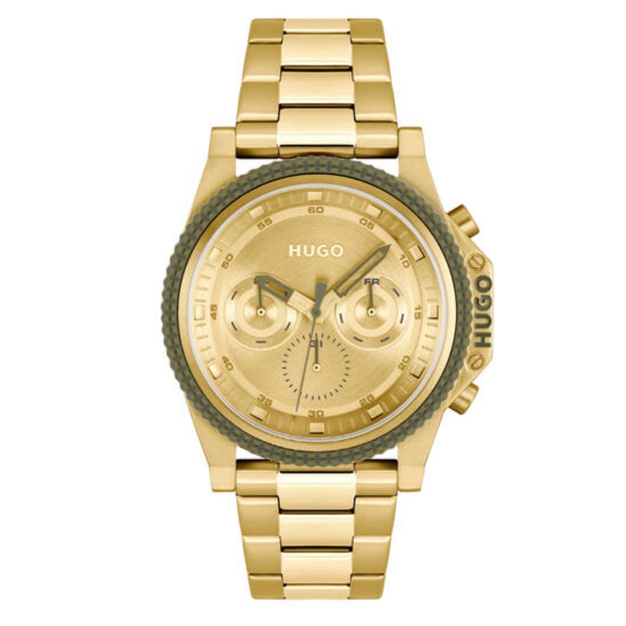 HUGO HU1530349 #BRAVE 46mm
Dit HUGO horloge uit de BRAVE serie met artikelnr. HU1530349 is ontworpen voor de man met durf en die volledig zichzelf is in zijn eigen unieke stijl. Het herenhorloge kenmerkt zich door zijn goudkleurige stalen ronde horlogekast met legergroene gekartelde siliconen bezel en weggewerkte kroon. Het ontwerp valt op door zijn nette zakelijke uitstaling, kijk mij nou eens. Het herenhorloge heeft een dag,- datum,- en 24-uursaanduiding. Aan de kast zit een goudkleurige stalen schakelband met een vouwsluiting. Het nette ogende herenhorloge heeft een mineraalglas, een doorsnee van 46mm en is 5ATM.

HET MERK:
HUGO BOSS is afgestemd op levensstijlen waar het gaat om kwaliteit en precisie. Het wereldwijde fashionlabel is verdeeld in twee merken: BOSS en HUGO. Het merk HUGO presenteert eigentijdse en vooruitstrevende designs volgens de laatste fashion trends waarmee mensen worden gestimuleerd om zichzelf te zijn. Scherp maatwerk en casual horloges gecombineerd met een progressieve attitude. HUGO horloges zijn er voor de urban en ruimdenkende man die de leiding durft te nemen. De enige regel van de HUGO-man als het om stijl gaat: zijn authentieke zelf en niets anders.

Maak kennis met de nieuwe horlogecollectie van HUGO.

SPECIFICATIES:
- Mineraalglas
- Ronde kastvorm, Ø 46mm
- Stalen goudkleurige horlogekast
- Goudkleurige wijzerplaat
- Goudkleurige schakelband
- 5ATM