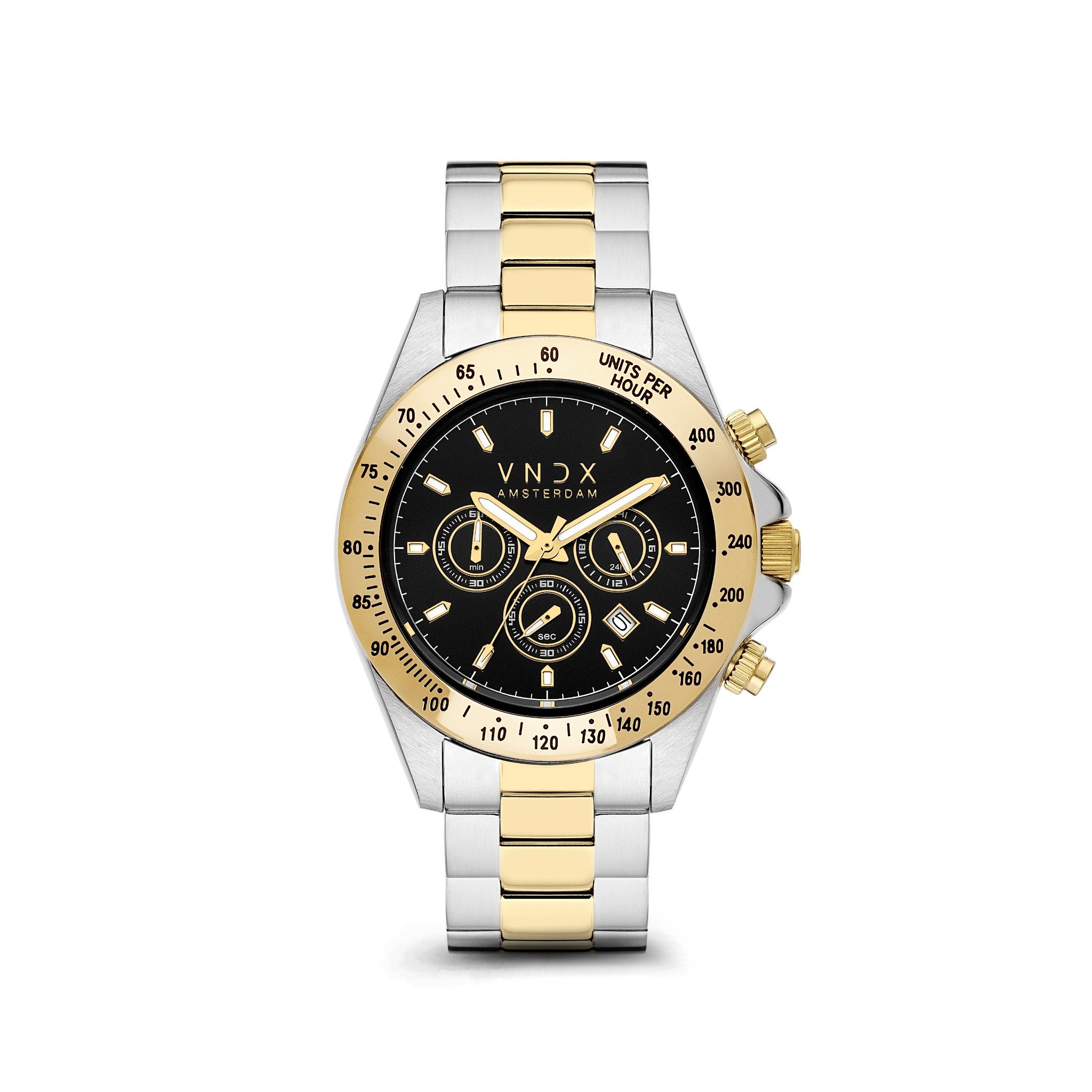 Stoer, mysterieus en sterk. Met deze Dark DJ Black & Gold Edition heb je een stoer en modern massief stalen horloge om je pols. De kast is van staal, en de band is gemaakt in een mooie combinatie van staal en goud. Om de zwarte wijzerplaat met chronometers zit een stoere gouden ring. Ben de DJ van je eigen leven, leef volgens je eigen regels. Never too late to start!