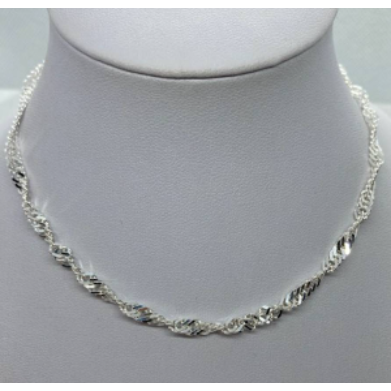 Singapore collier 45cm