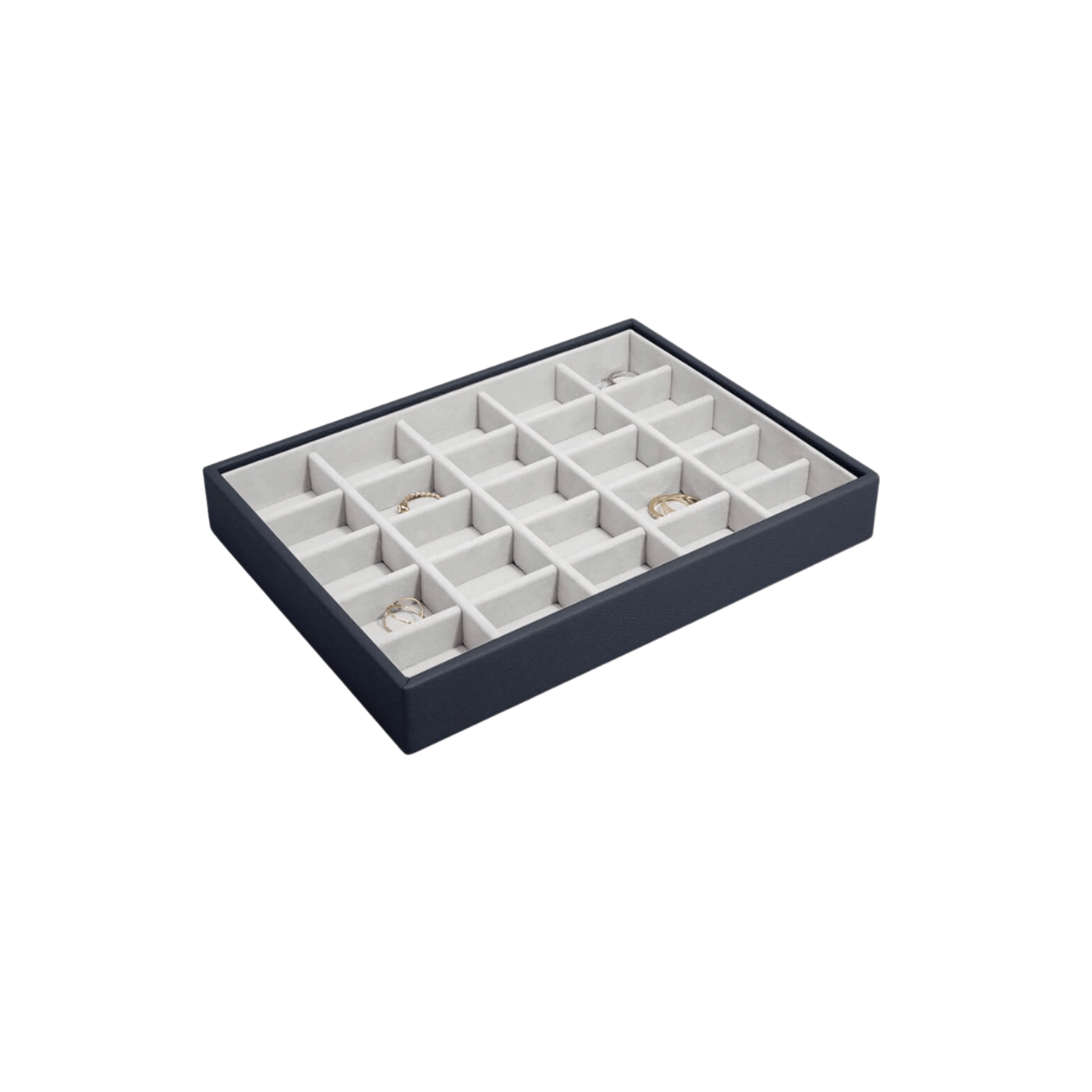 Met deze stapelbare lades bergt u uw sieraden gemakkelijk op en ziet u in een oogopslag wat u zoekt. TIP: gebruik een TOP box hier bovenop om alles netjes stofvrij te houden