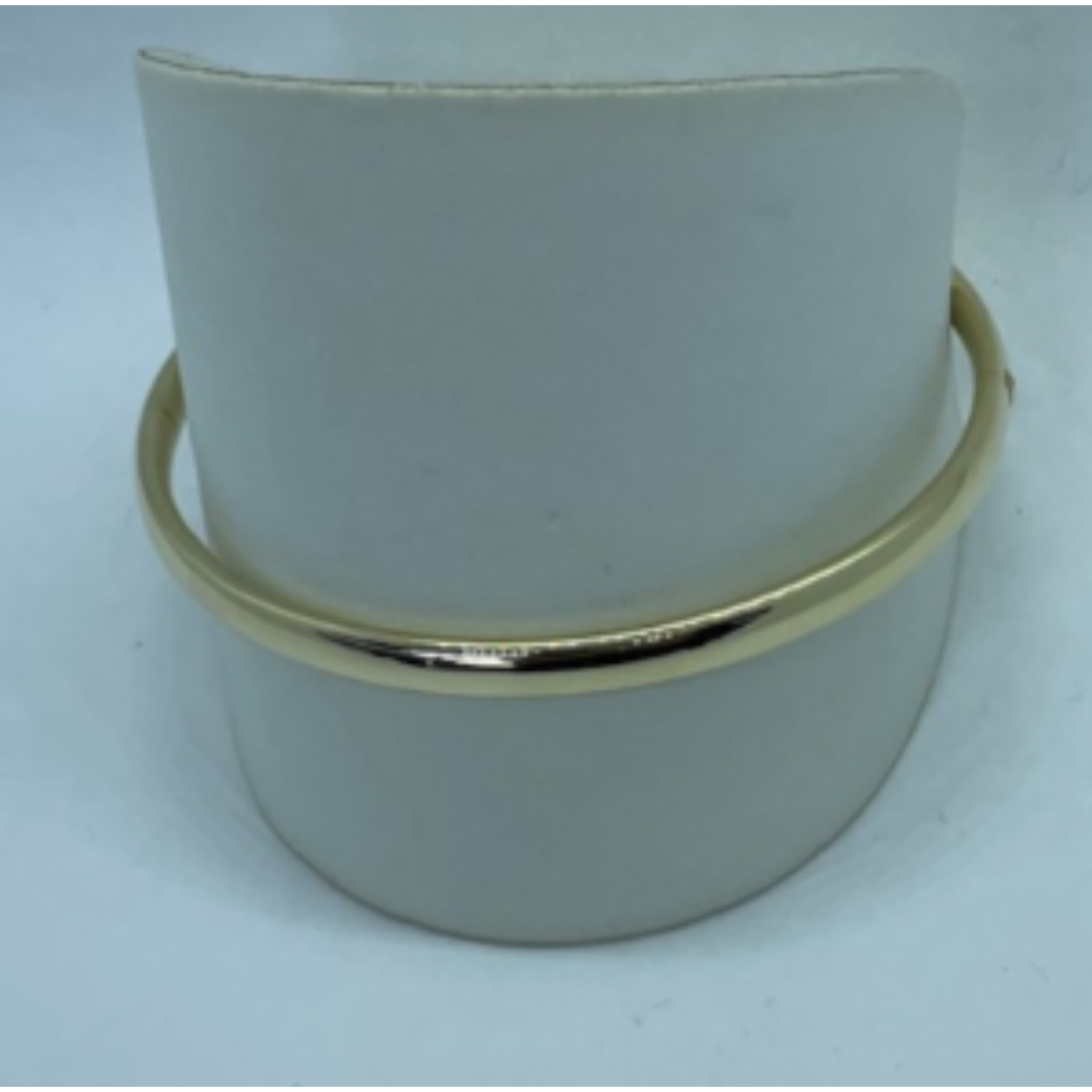 Plaatgoud op zilveren bangle 4mm, met verdekt slot