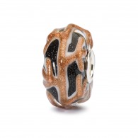 TROLLBEADS: GOUDEN TAKKEN, SPECIAL EDITION, WE KUNNEN IN VERSCHILLENDE RICHTINGEN GROEIEN ZOLANG WE ONZE WORTELS MAAR NIET VERGETEN.