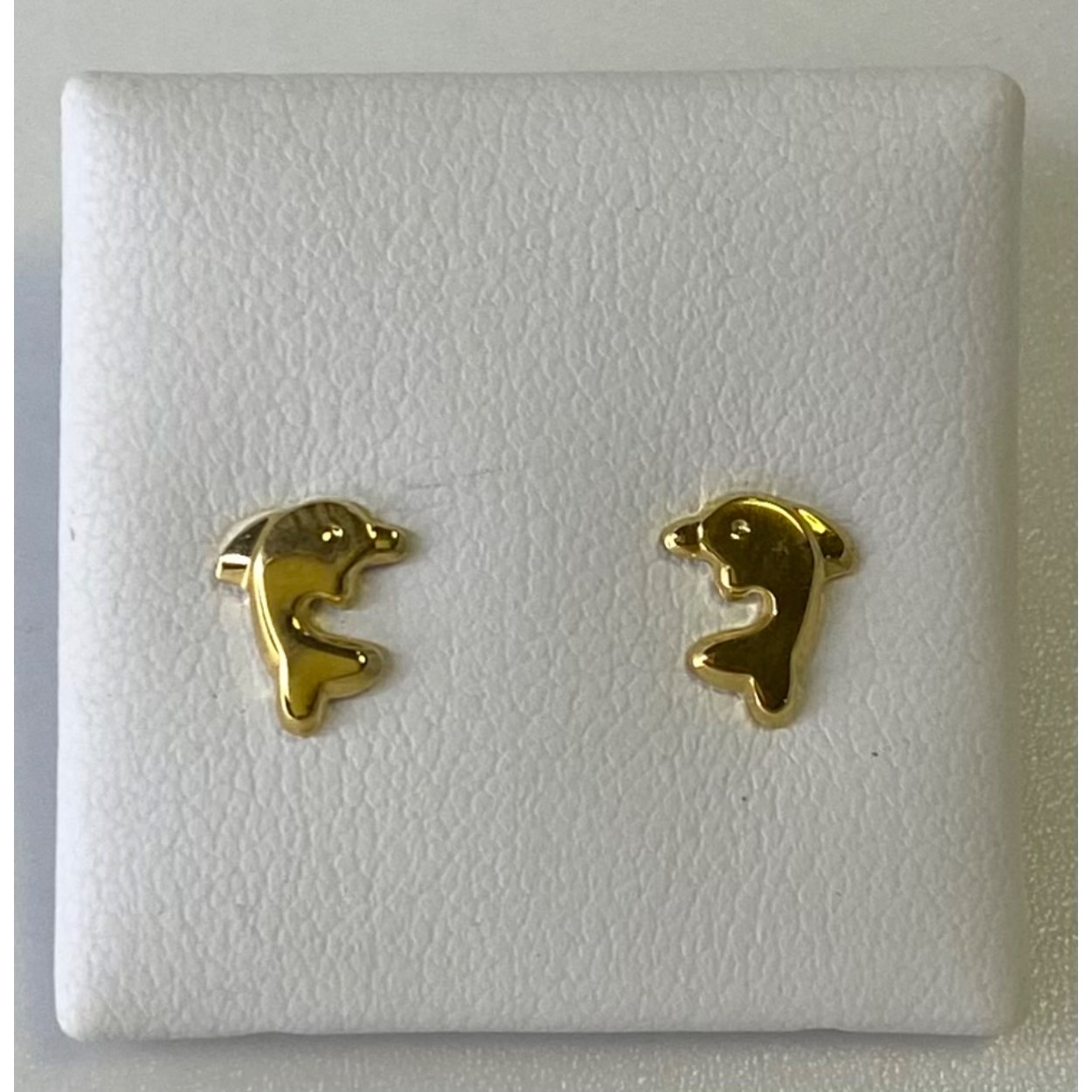 Gouden dolfijn oorknopjes
