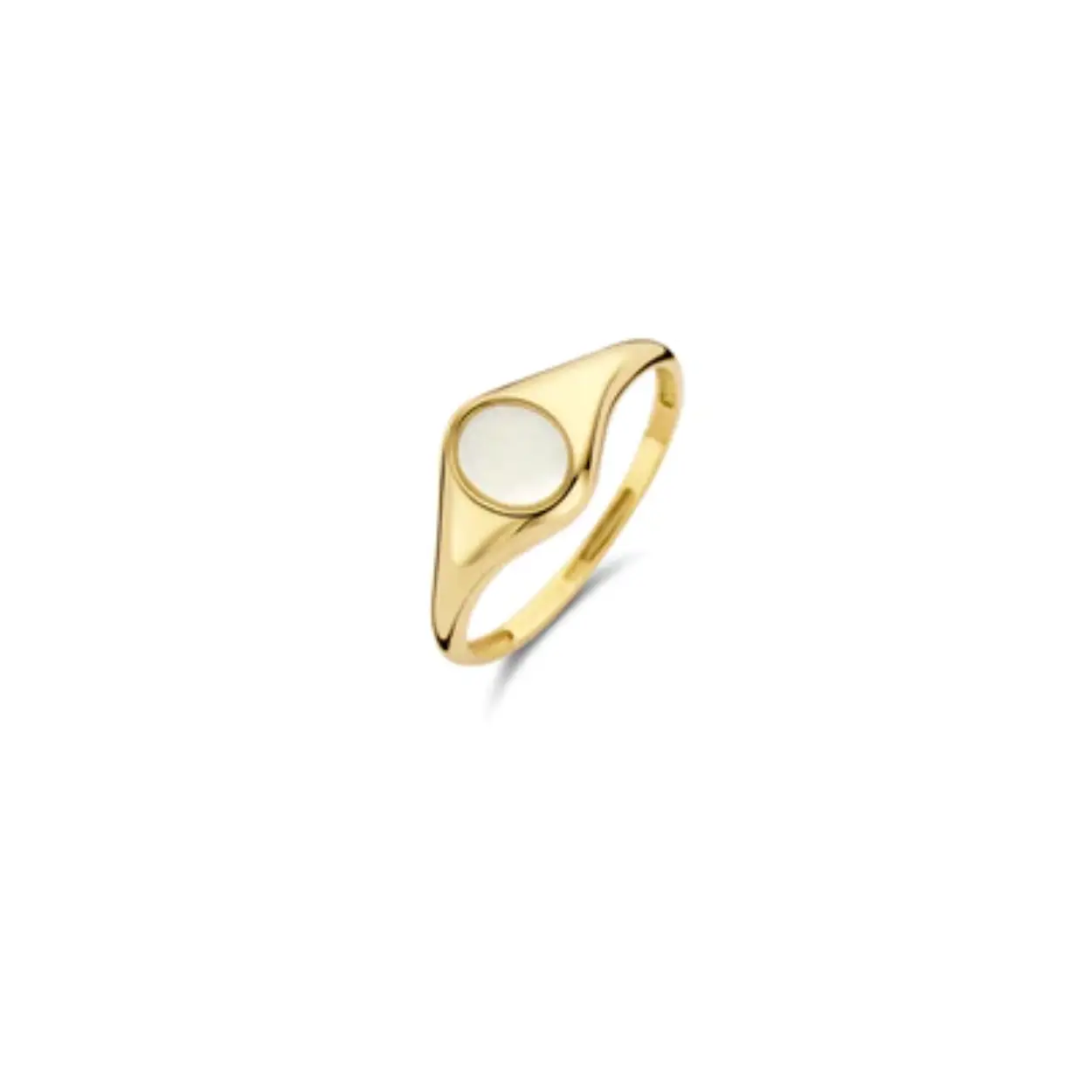 Deze tijdloze zegelring van 14k geelgoud met een parelmoeren steen heeft een simpel, glad design. De band heeft een doorsnede van 1.44 mm en de zegel een grootte van 8.4 mm bij 5.8 mm. Heel mooi op zichzelf maar ook in combinatie met andere ringen uit onze collectie.
