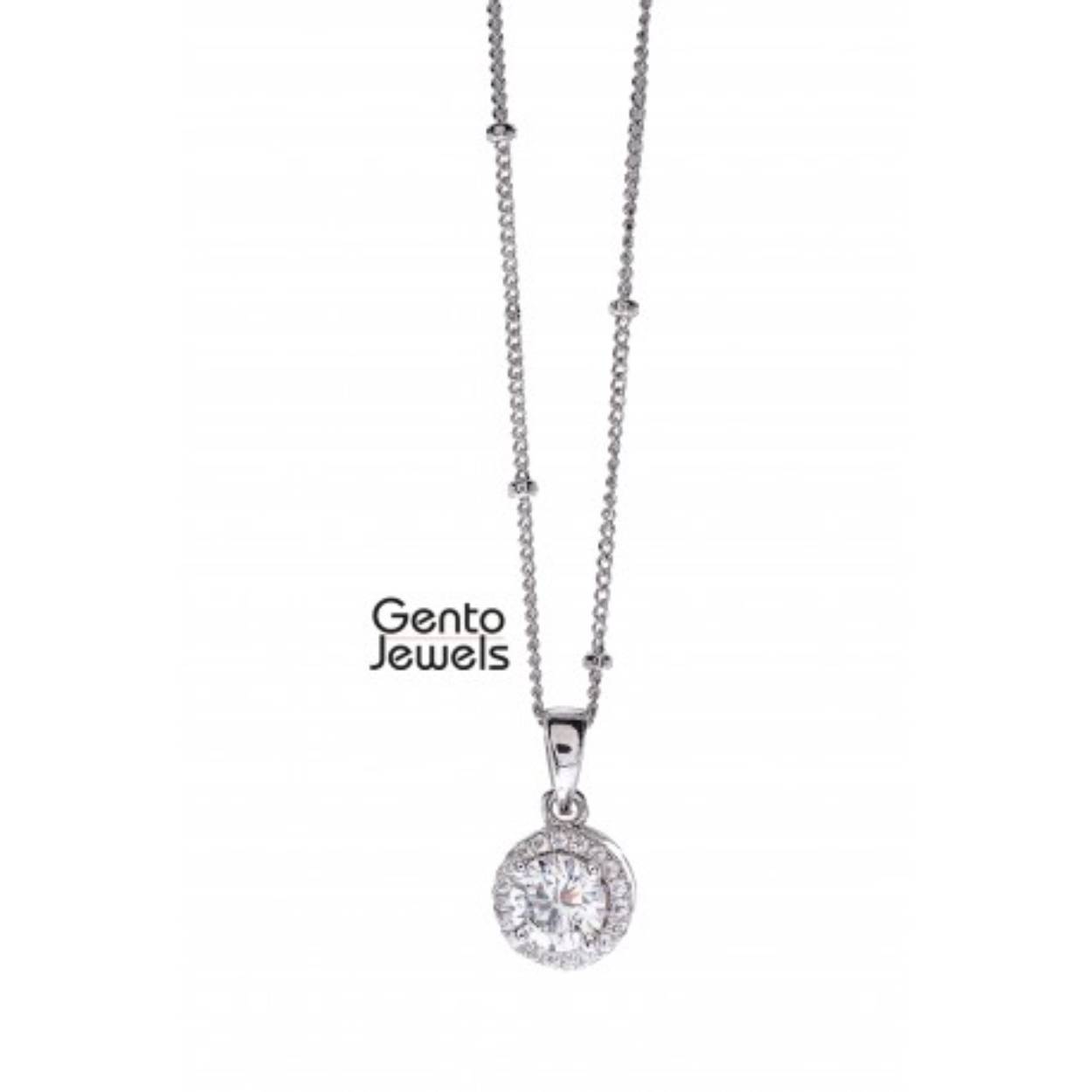 ketting en hanger in zilver met zirconium steentjes