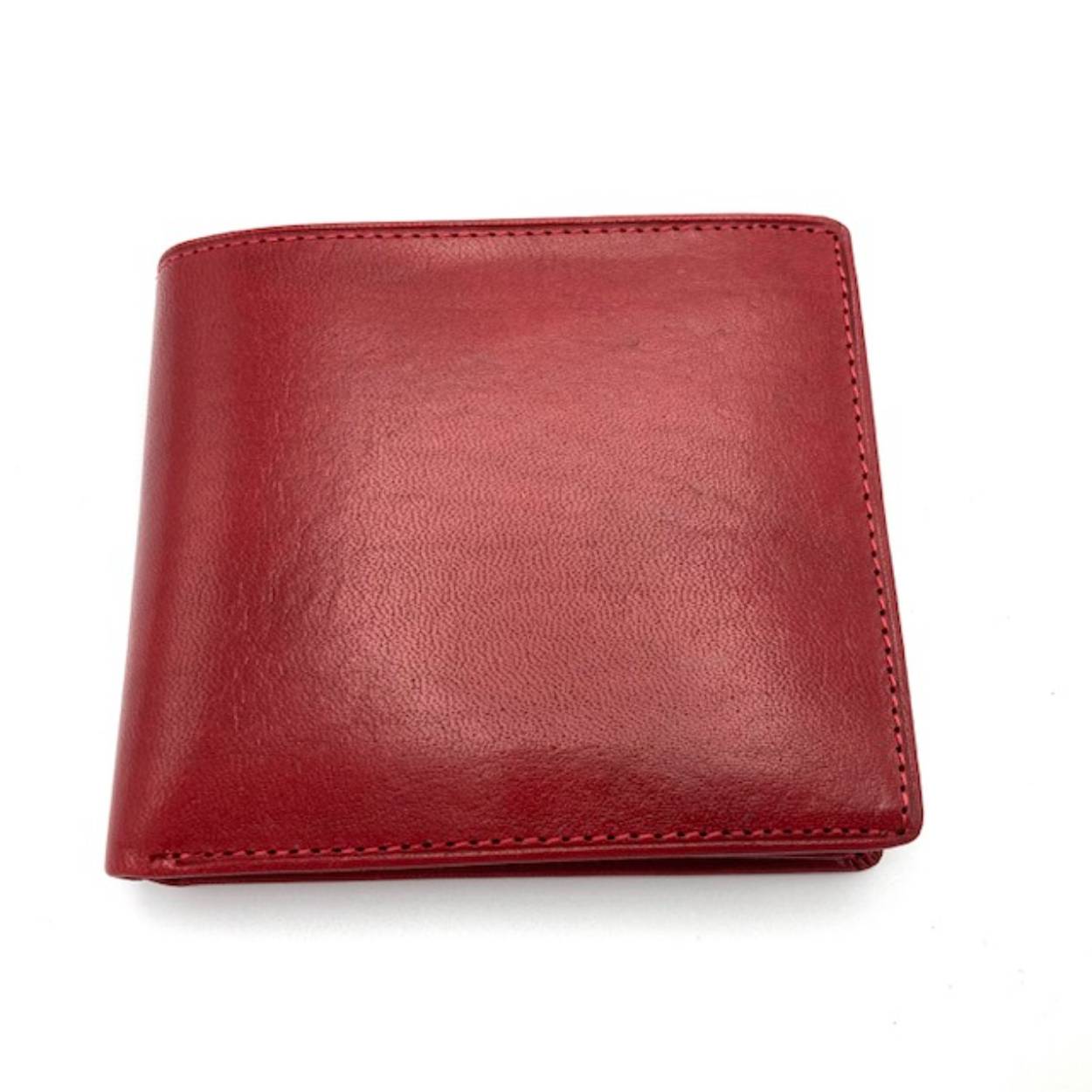 Ideale portemonnee voor achter in uw broekzak.. De portemonnee bied plaats aan 9 pasjes, muntgeld  en twee vakken voor papiergeld.
Deze portemonnee is in verschillende kleuren leverbaar.

Afmetingen:
Hoogte 9cm x breed 10cm x diep 2cm