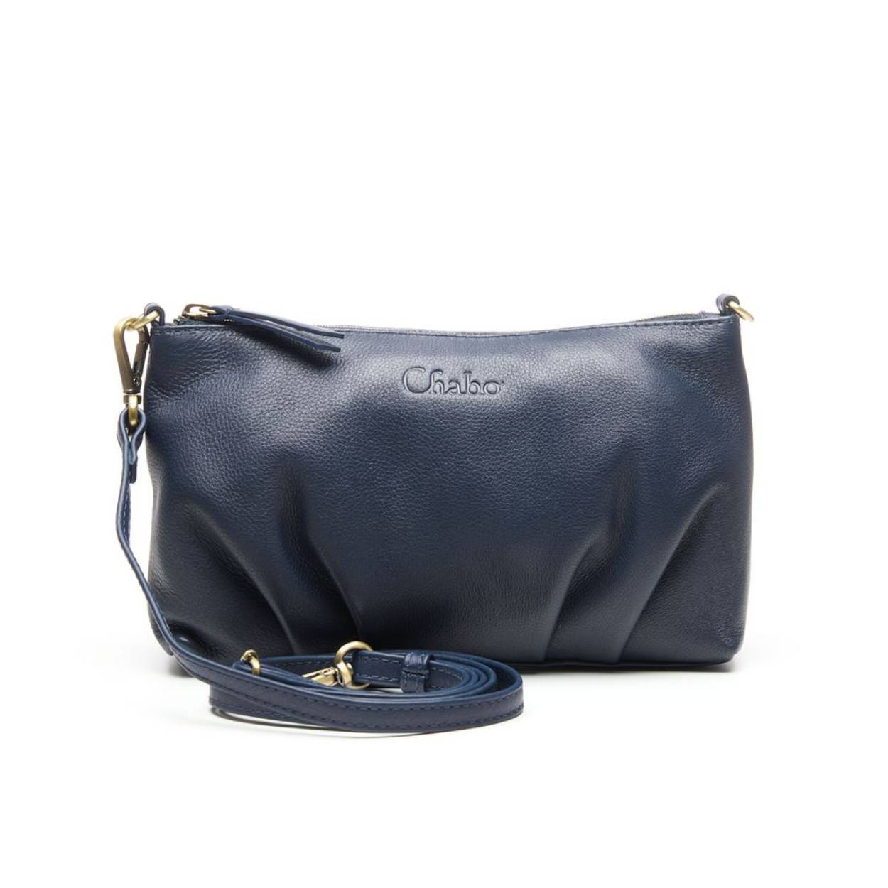 Sky crossover bag met opvallende plooien voorop. Medium size tas met lange verstelbare band, ruime binnenkant met extra insteekvak aan de achterzijde.

Artikelnummer:
202467_CID40_One Size
Leverbaar In:
Diverse kleuren
Hardware:
Antic Brass
Schouderband:
Lange verstelbare band
Leersoort:
Cow
Sluiting:
Ritssluiting
afmeting:
23 x14 x6 cm