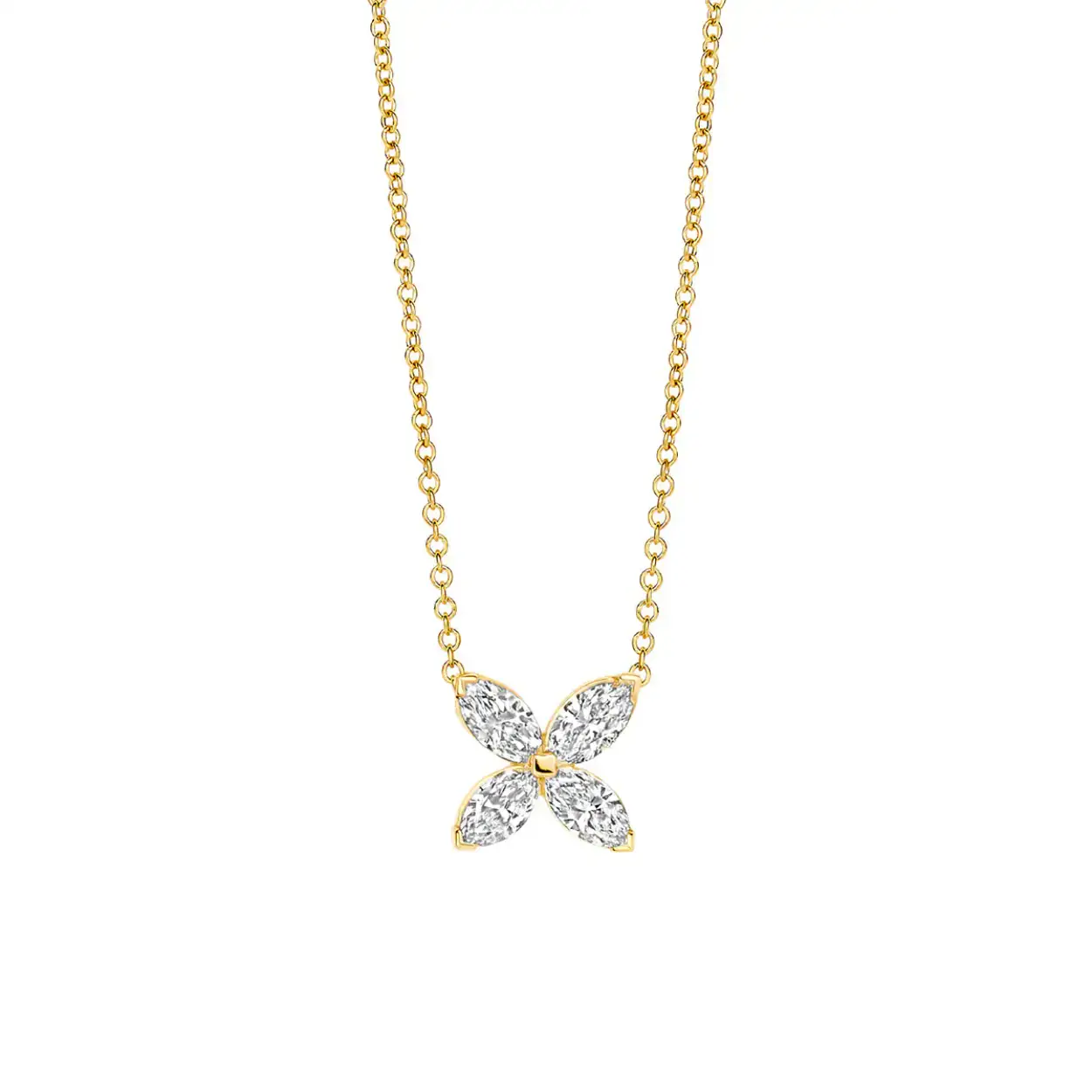 De hanger met vier lab-diamonds aan dit collier van 14k geelgoud heeft een speelse bloemvorm. Het totale karaatgewicht van de diamanten is 0,40 en de lengte van het collier 42 cm. Een blikvanger op zich maar ook fraai te combineren met andere sieraden uit onze collectie.