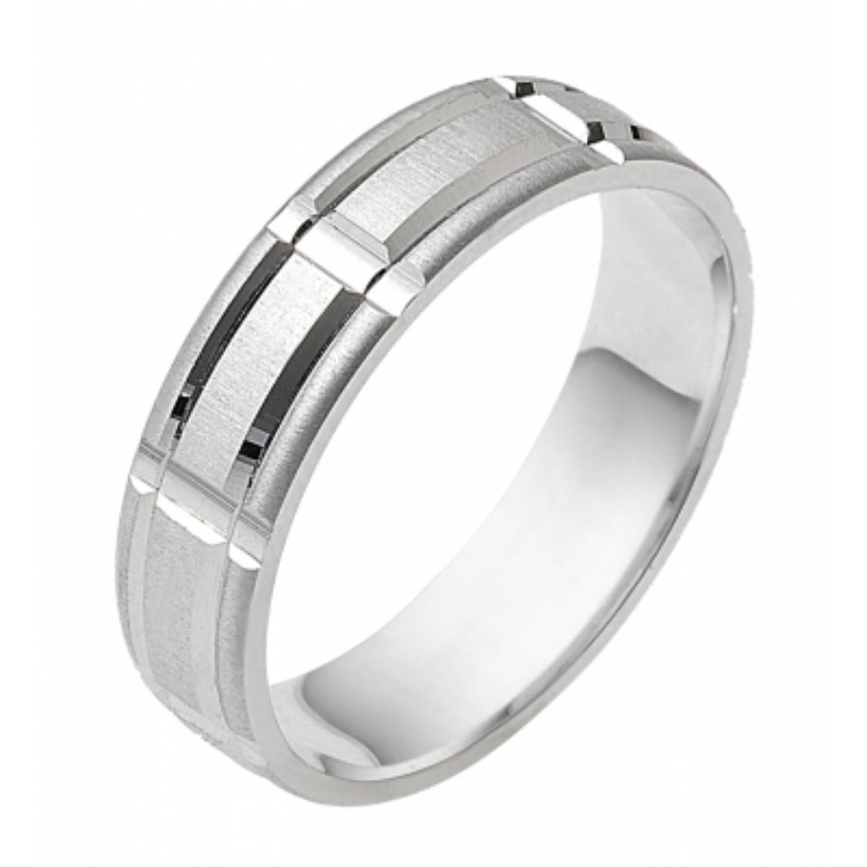 585 witgouden trouwringen, 5 mm breed. Mat/glimmend. Damesring en Herenring zijn hetzelfde zoder diamant
Prijs is op aanvraag