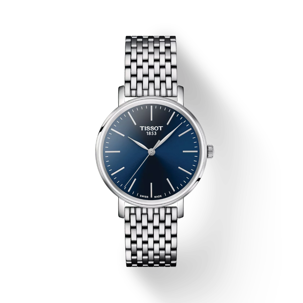 De Tissot Everytime is het perfecte accessoire voor elke gelegenheid. Het klassieke en tijdloze ontwerp van de wijzerplaat, zowel elegant als geraffineerd, maakt het bij uitstek een modern horloge. Dankzij het minimalisme kun je je fantasie de vrije loop laten bij het kiezen van een bijpassende horlogeband.