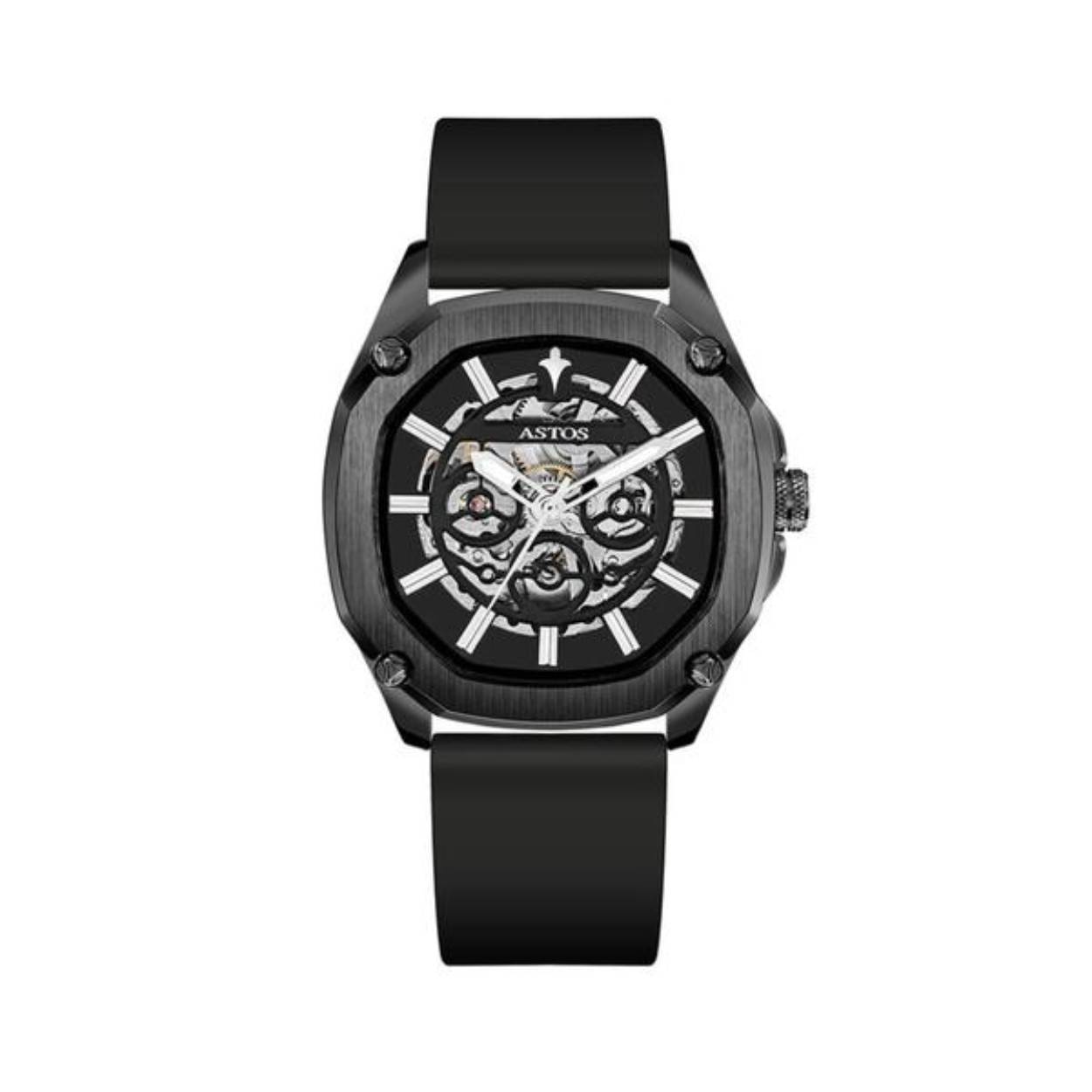 De verkoop van de horloges gaat snel, ze worden steeds opnieuw besteld. 

Het uitgebreide vakmanschap dat in elk uurwerk zit, maakt het tot een essentieel accessoire voor elke leider met ambitie voor succes. Perfect ontworpen om een gewaagd statement te maken, of u nu de teugels in handen heeft in de directiekamer, of een glas high-end champagne in de privélounges van de meest exclusieve hotels van Dubai.

Vanaf dit moment heeft u de keuze; om elke laatste druppel van uw bloed, zweet en tranen te geven om te worden wie u bestemd was te zijn, of niet... Maar weet dat, als je er alles voor over hebt, het de moeite waard zal zijn - en het zal je lukken. Dat is de ASTOS-benadering van het ontwerpen van horloges en van het leven. De prachtig met de hand gepolijste afwerking laat de wereld weten dat je bent gearriveerd - je acties zullen laten zien als je er mee bezig bent om het te veroveren.