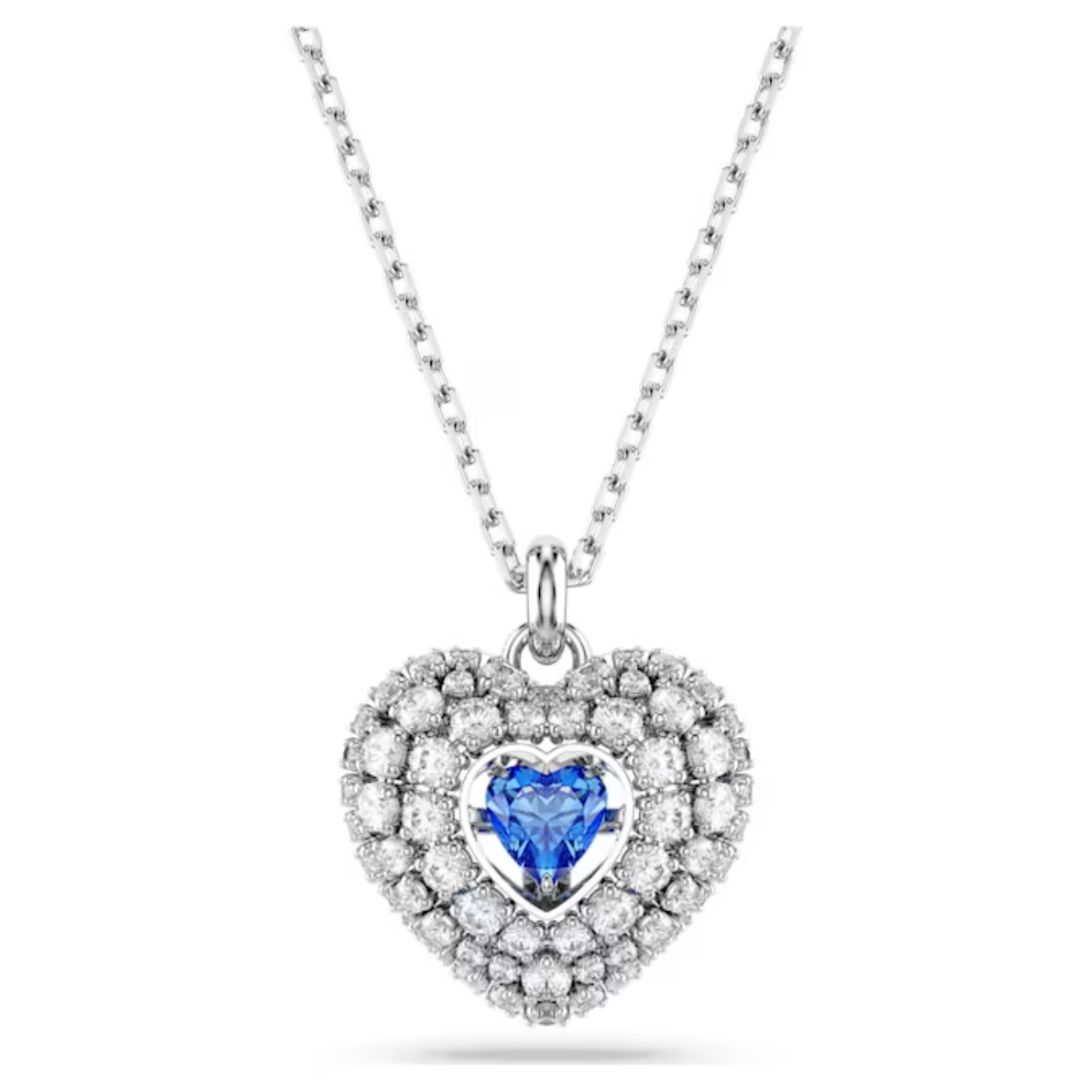 Twee harten worden één in deze romantische hanger van Swarovski. Het motief met rhodium toplaag is gecreëerd met een kooivormig ontwerp voor maximaal volume. Om het koepelvormige effect te benadrukken, is het gedecoreerd met rondgeslepen heldere Swarovski Zirkonia gezet met de oogverblindende chatontechniek. In het midden vangt een hartvormige blauwe Dancing Stone het licht vanuit elke hoek. Een perfecte manier om ‘Ik hou van jou’ te zeggen tegen die speciale persoon in uw leven.
Artikelnr.: 5680403
Collectie:  Hyperbola
Lengte (minimum - maximum): 38 - 45 cm
Formaat motief: 1.6 x 1.7 cm