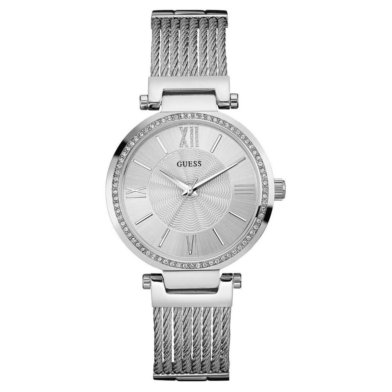 De GUESS Soho is een strak en trendy zilverkleurig dameshorloge. De stalen wijzerplaat met Romeinse tijdsindicatie is rustig gehouden terwijl de lunet met chrystals zorgt voor een stijlvolle touch. De band is van gedraaid staal en oogt als een Milanese mesh om de pols. Door het heldere mineraalglas is er extra goed zicht op de golvende details op de wijzerplaat. Model:W0638L1