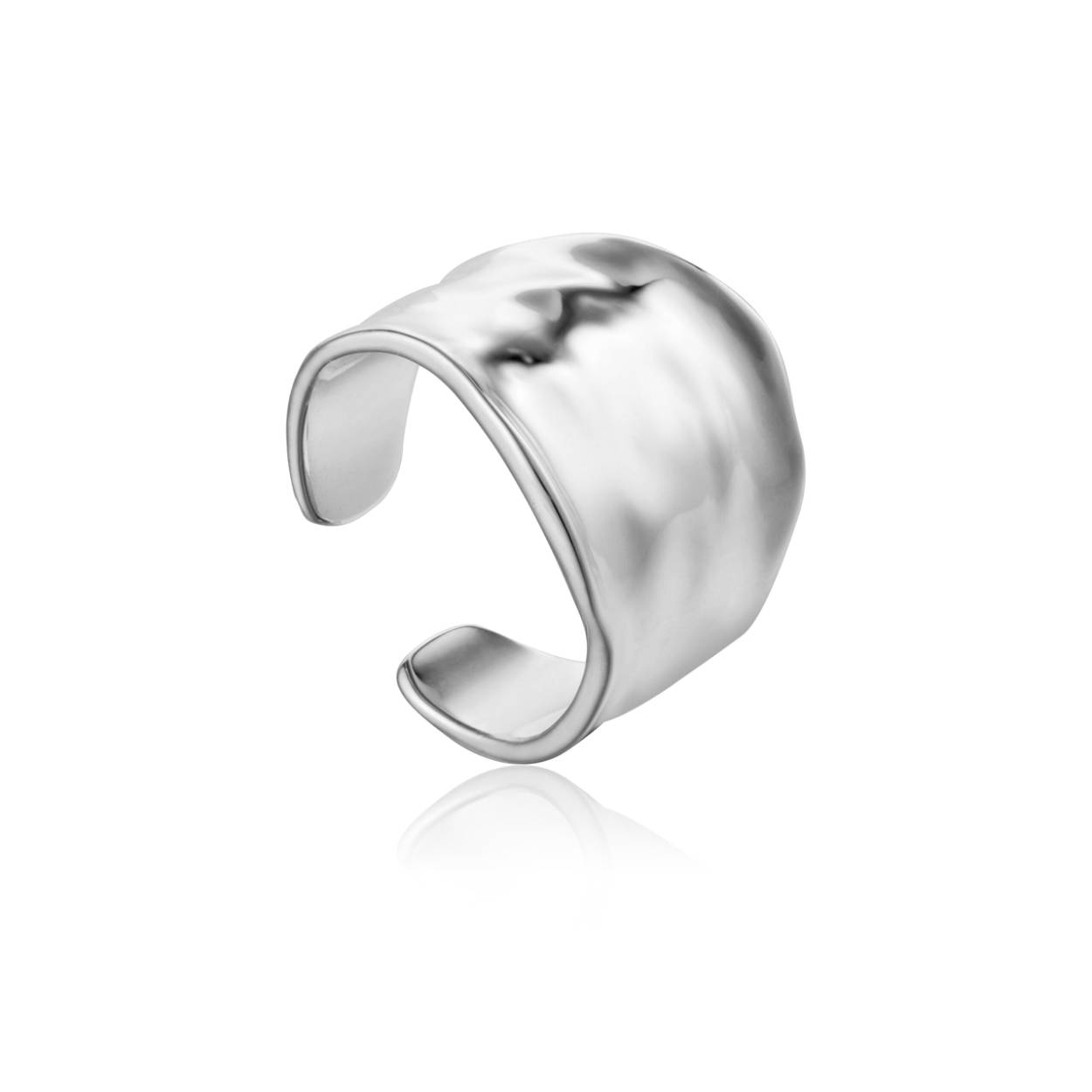 Zilveren ring uit de trendy en prachtig vormgegeven Ania Haie sieradencollectie. De zilveren ring is verstelbaar van maat 50 - 58.