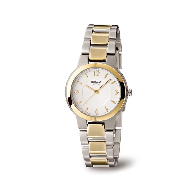 Dit is een prachtig Boccia 3175-03 horloge met de kwaliteit die u van het merk gewend bent. Dit Dames horloge met zijn zilver kleurige kast en bijpassende goud kleurige band is een model dat iedereen in zijn collectie moet hebben. Zijn ronde kast zorgt voor een waanzinnige uitstraling. De Boccia designs zijn strak, eigentijds en innovatief. Horloges van Boccia bestaan volledig uit titanium of zijn gecombineerd met keramiek of leer, wat de collectie een luxe uitstraling geeft.