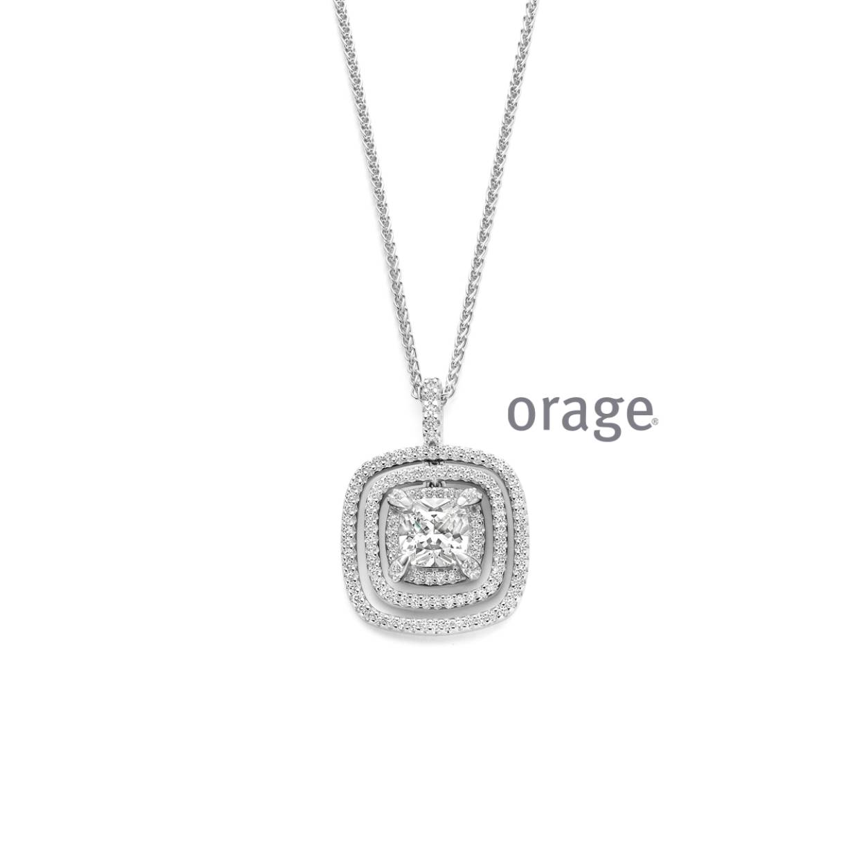 Zilveren ketting (50 cm) met hanger van Orage
De hanger bevat zirkonium steentjes
Bijhorende ring en oorbellen zijn ook verkrijgbaar van deze set