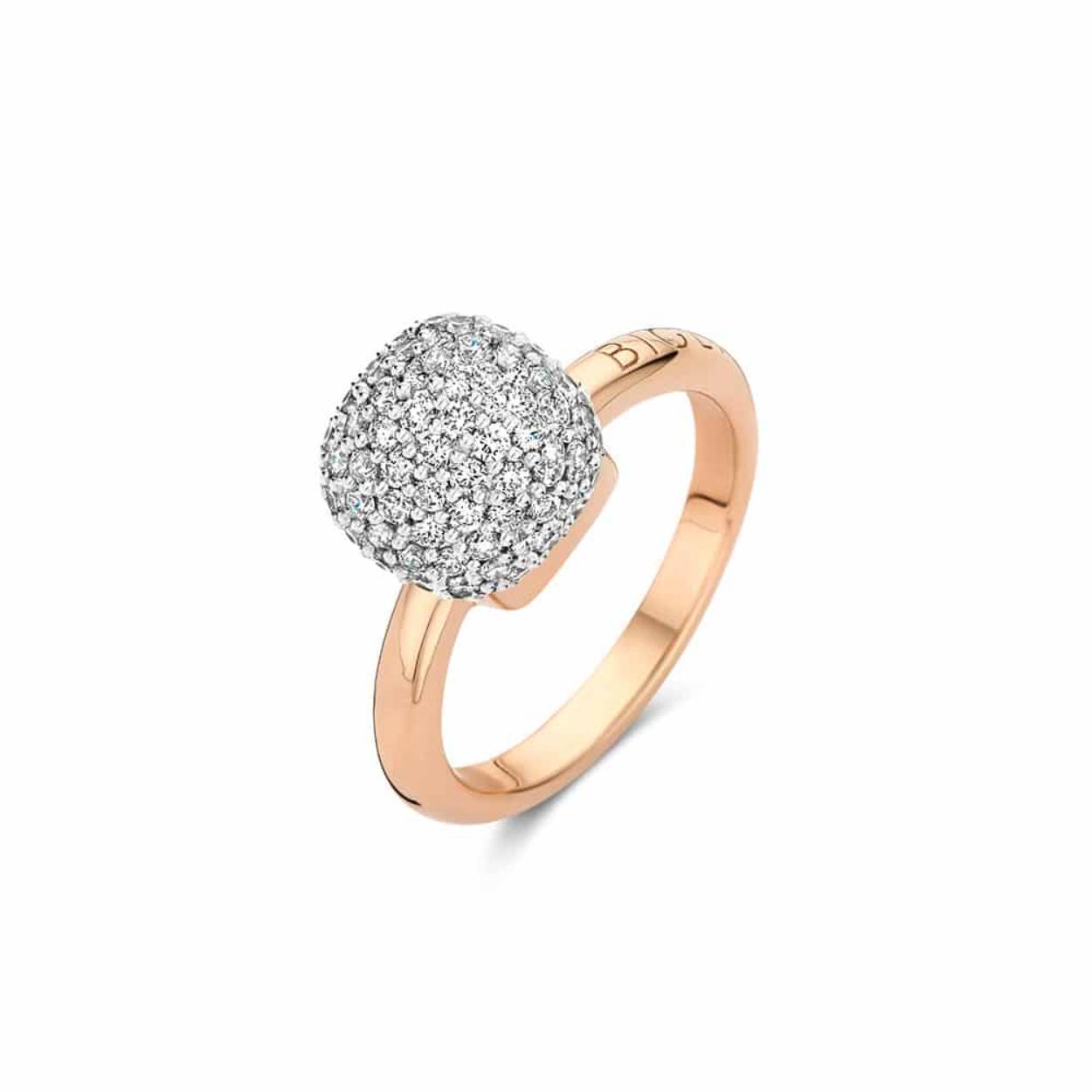 Deze Mini Sweety ring is vervaardigd in 18-karaats roségoud en afgewerkt met witte diamanten 0.87ct.