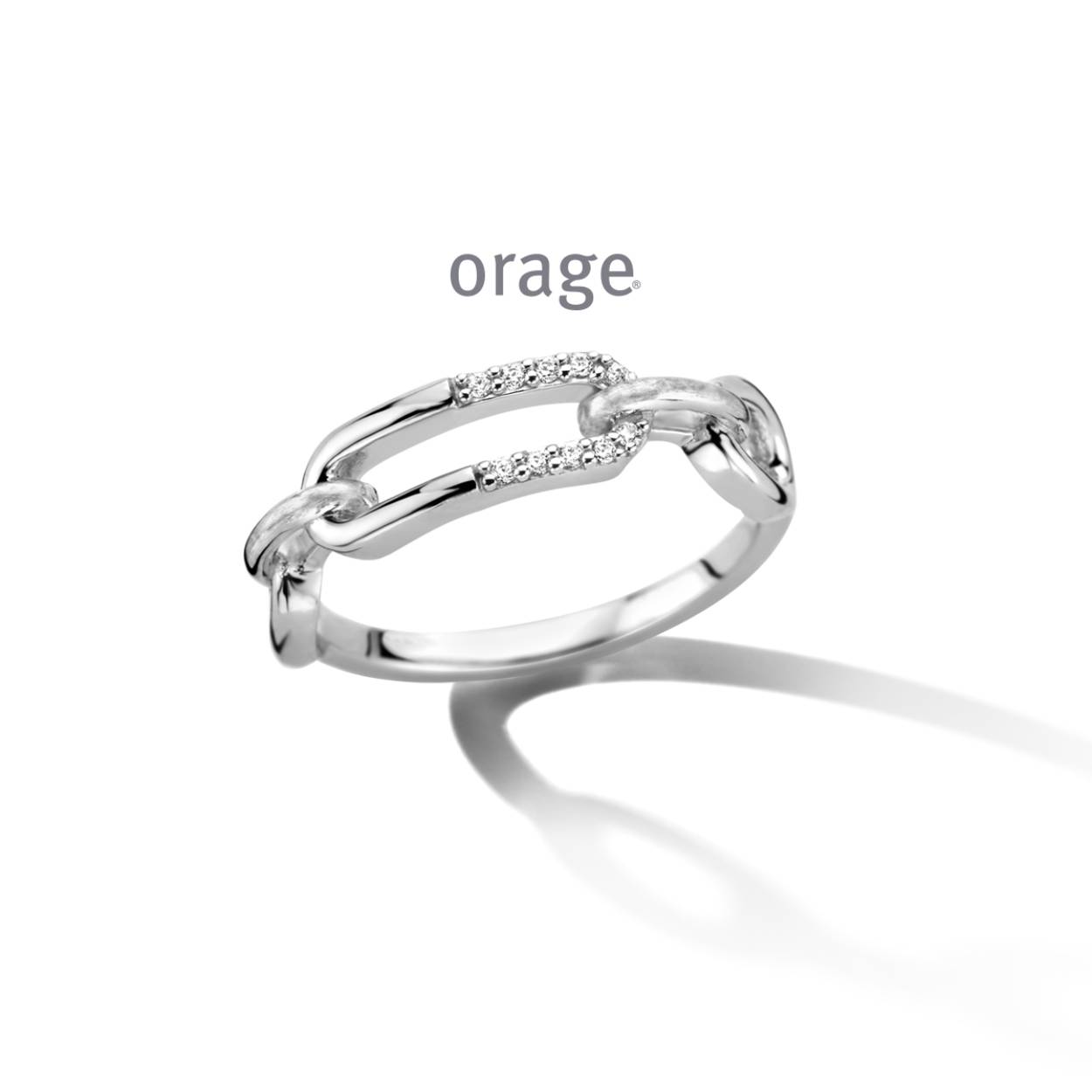 Zilveren ring met zirkonium van het merk Orage
Maat: 54
Bijhorende armband, collier en oorbellen ook verkrijgbaar