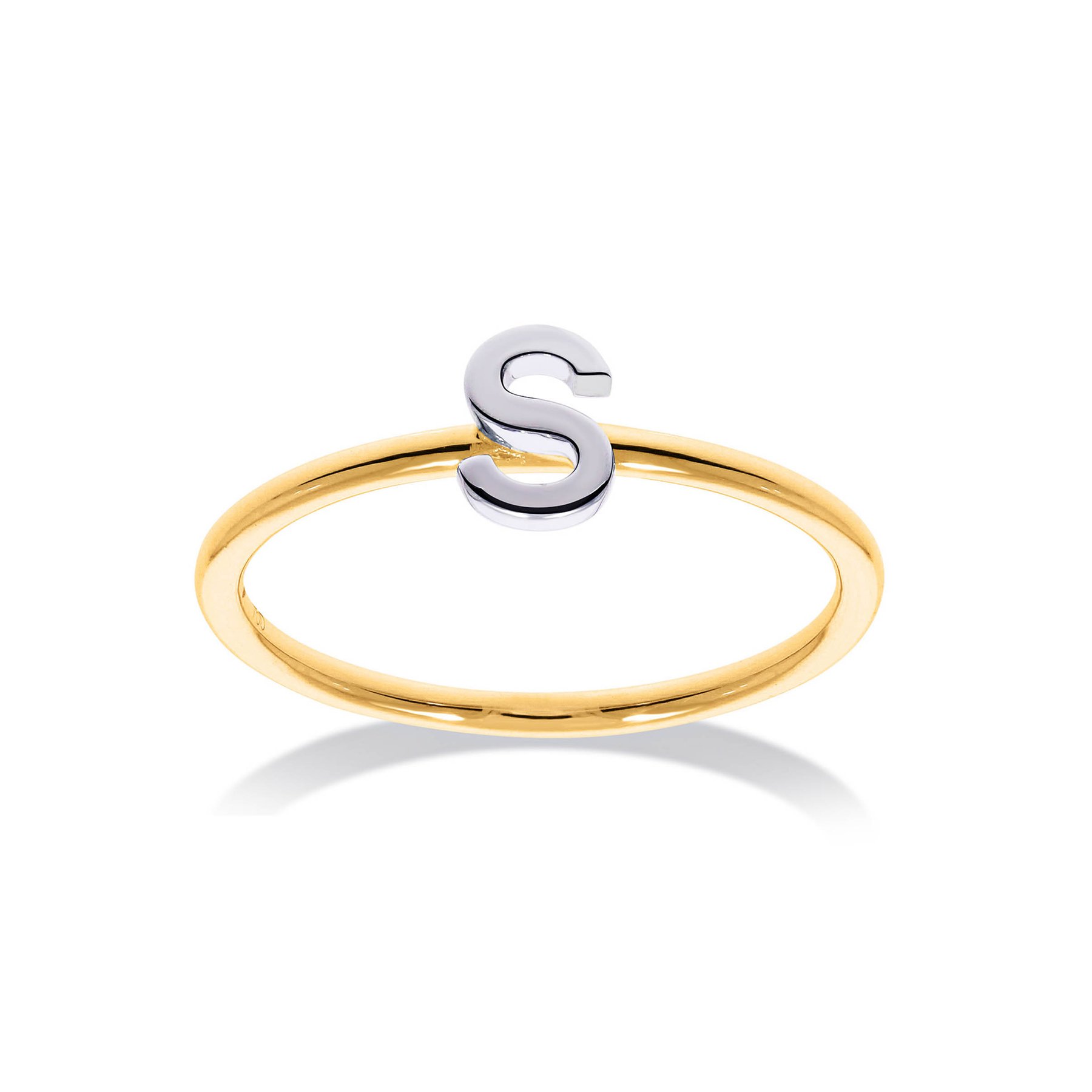 Deze Culet stapelbare ring is gemaakt van 18 karaat geel- en witgoud. Prachtig te combineren met andere ringen uit de Culet collectie. 

De ring heeft maat 53 (17), heeft u een andere maat? Neem dan contact met ons op.
