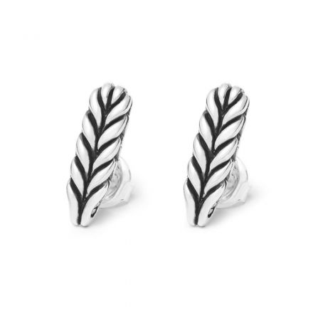 De Ellen oorknopjes zijn prachtige zilveren oorknopjes gebaseerd op de bekende Ellen schakel. Met de hand gemaakt en tijdloos zoals alle Buddha to Buddha sieraden. Creëer moeiteloos een stoere look met deze tijdloze oorbellen!