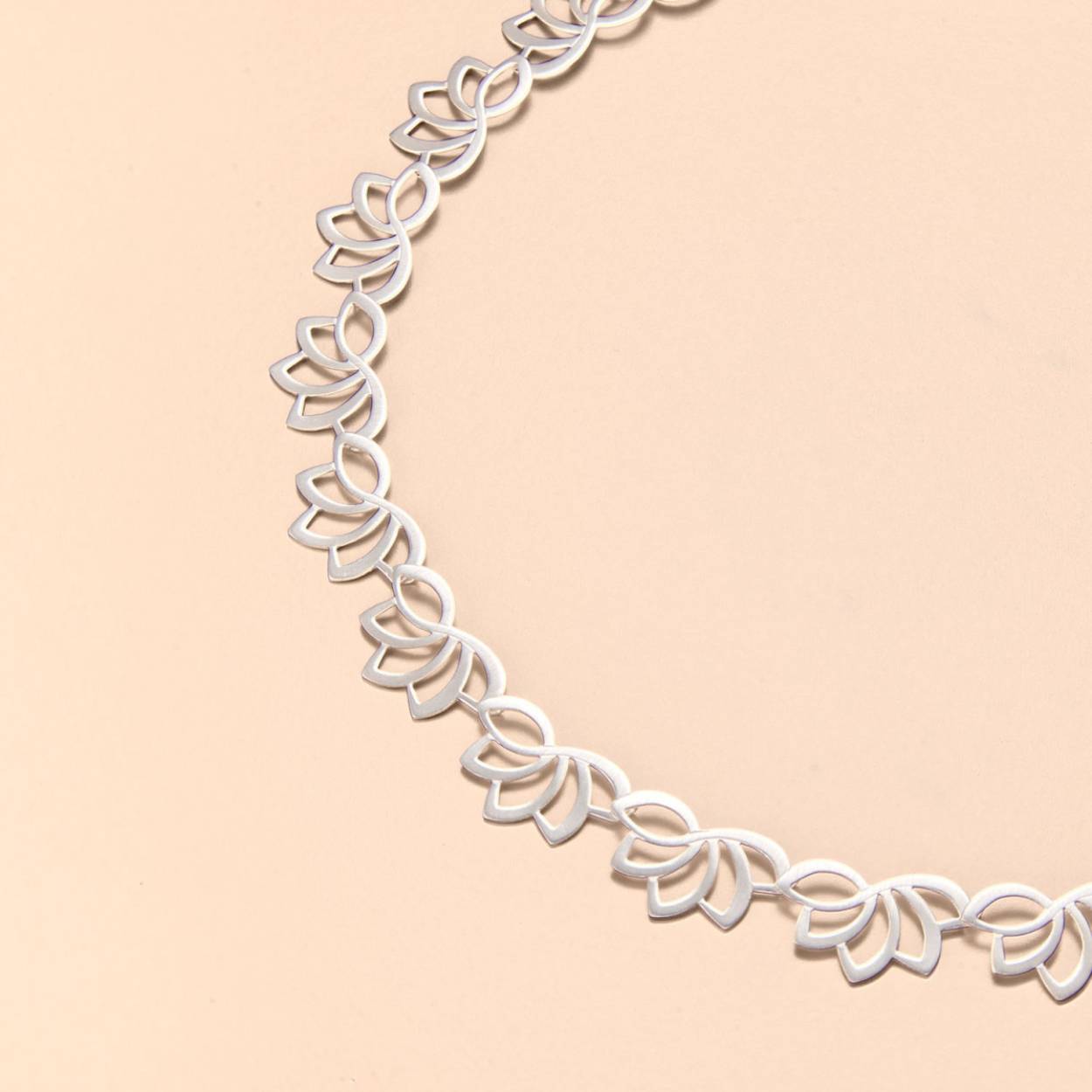 Sterling zilver 925 / verguld gegalvaniseerd, aanslagvrij. Lengte 43 cm