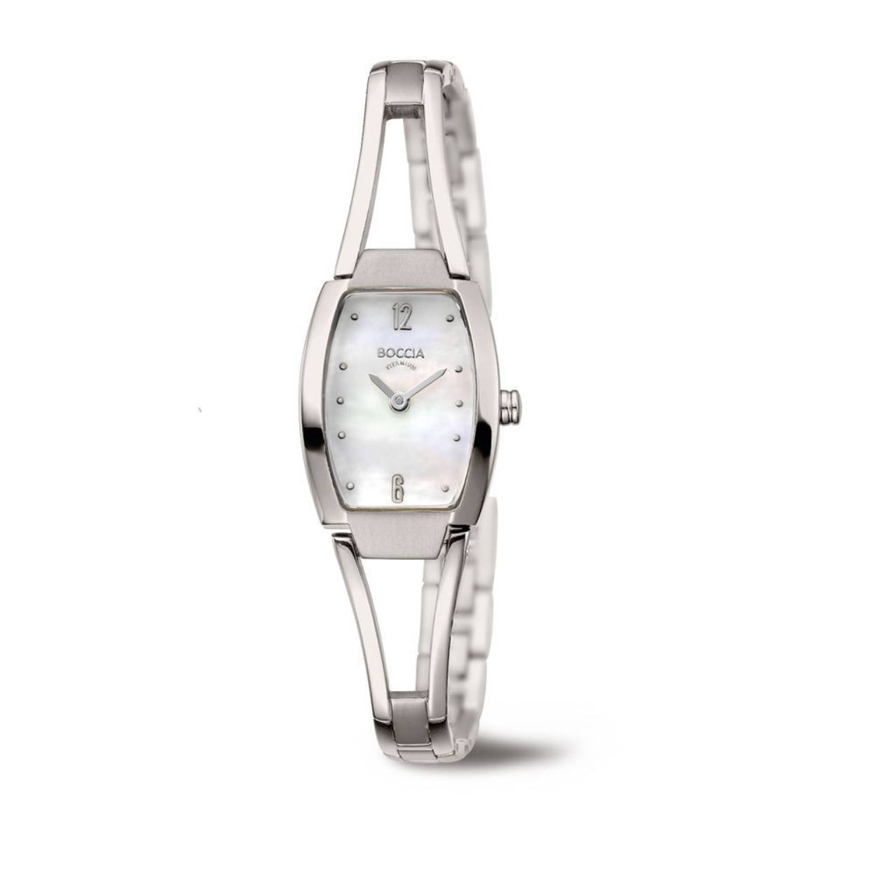 Boccia Titanium 3262-01
Dit dameshorloge van Boccia Titanium heeft een nette uitstraling. De zilverkleurige titanium horlogekast zorgt voor een stijlvolle look en de parelmoer wijzerplaat maakt het horloge chique. Het horloge heeft een rechthoekige kast met een diameter van 19mm, een mineraalglas en is 5ATM. Combineer dit prachtige exemplaar met de andere sieraden van Boccia Titanium voor een complete look. Aan de titanium kast zit een titanium opengewerkte bangle band.

HET MERK
Boccia Titanium is het titanium merk van Nederland, dat zijn oorsprong in Duitsland vindt en is opgericht in het jaar 1992. Ontwikkeld door internationale ontwerpers. Alle titanium componenten van de BOCCIA TITANIUM collectie zijn gemaakt van 99,7% puur titanium; het bijzondere materiaal. Het is licht in gewicht, neemt de temperatuur van de huid aan en is zeer huidvriendelijk. Bovendien is het corrosie- en temperatuurbestendig.

SPECIFICATIES
- Mineraal glas
- Rechthoekige titanium horlogekast, Ø 19mm
- Titanium bangle band
- Parelmoer wijzerplaat
- 5ATM (Regen- & spatwaterdicht)