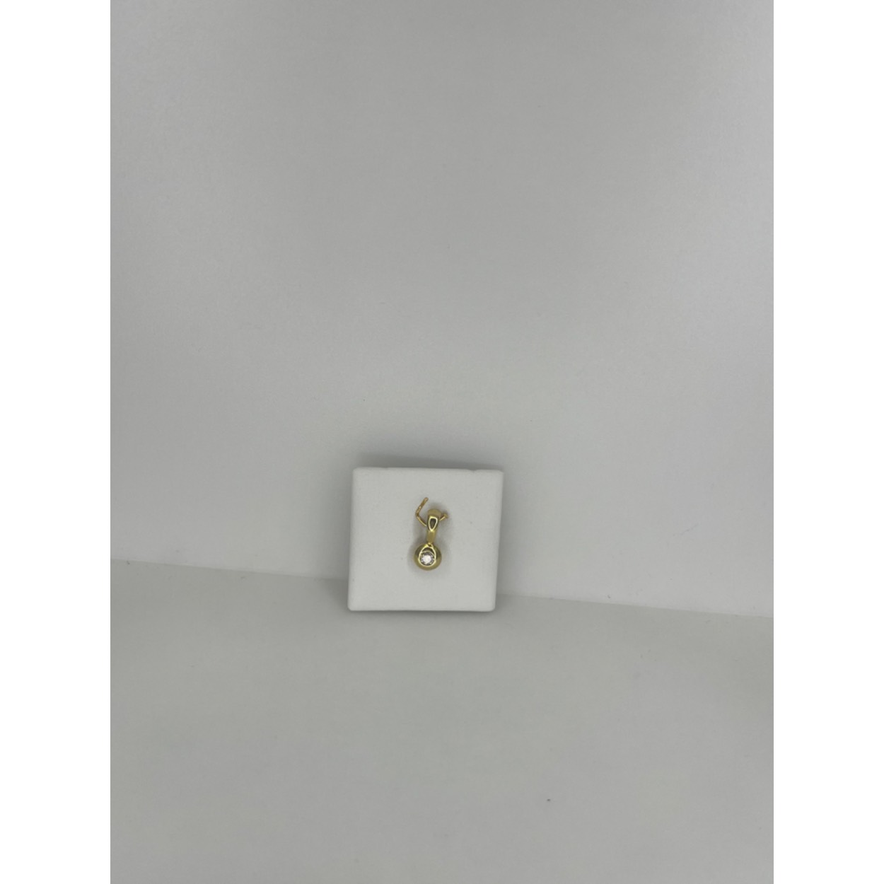 Solitair hanger 14 k 1,3gram