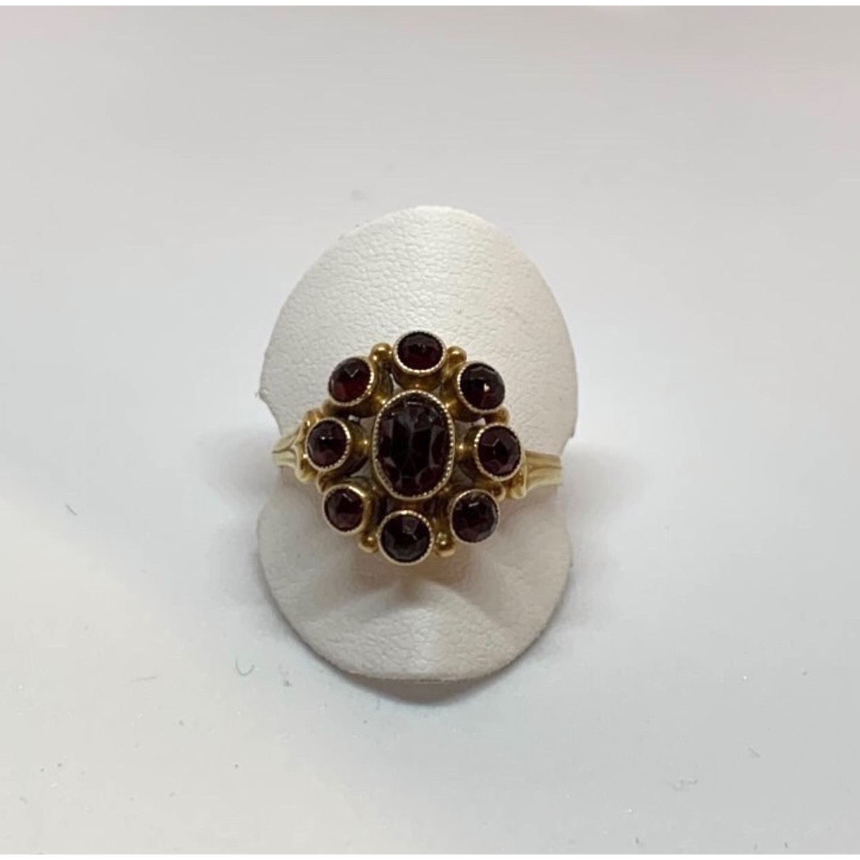 14k gouden ring met granaat