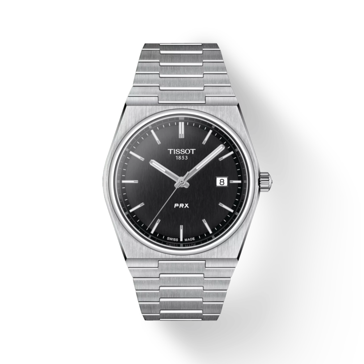 Het model met het referentienummer T1374101105100 is uitgerust met een Zwitsers Quartz-uurwerk, welke zeer nauwkeurig de tijd aangeeft. Het uurwerk is geplaatst in een hoogwaardige edelstalen horlogekast, waar op analoge wijze de tijd op een zwarte wijzerplaat met streepindexen wordt aangegeven. De roestvrij edelstalen horlogeband T605046447 is aan de tonneau-vormige horlogekast van 40 mm. gemonteerd, voorzien van een vouwsluiting. Deze sluiting zorgt ervoor dat uw horloge niet zomaar van uw pols kan glijden.


Het uurwerk is voorzien van een datumvenster, waar naast de tijd ook de juiste datum af te lezen is. Het horloge met een krasbestendig saffierglas heeft een waterdichtheid van 10 ATM (100 meter), waardoor het uurwerk goed bestand is tegen water en andere stoffen van buitenaf. De grootte van de wijzers en indexen zorgt voor een duidelijke leesbaarheid van de tijd en is in combinatie met de vormgeving een modieus horloge met mooie details.