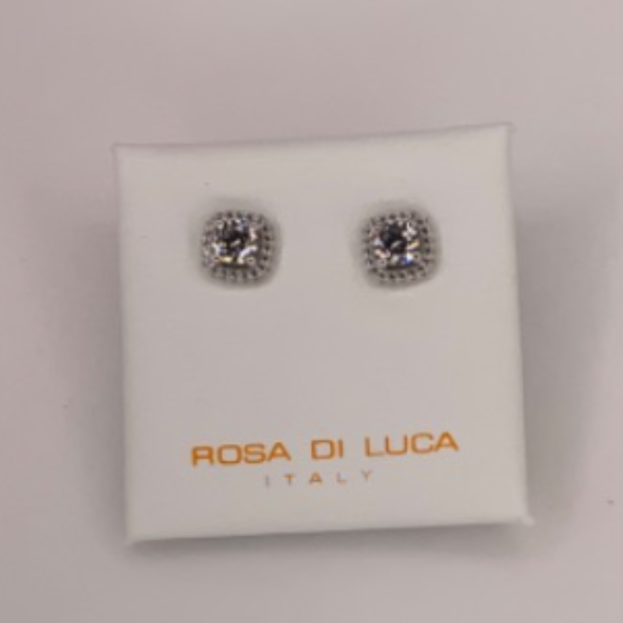 Zilveren oorstekers met zirkonia van het merk Rosa di Luca.