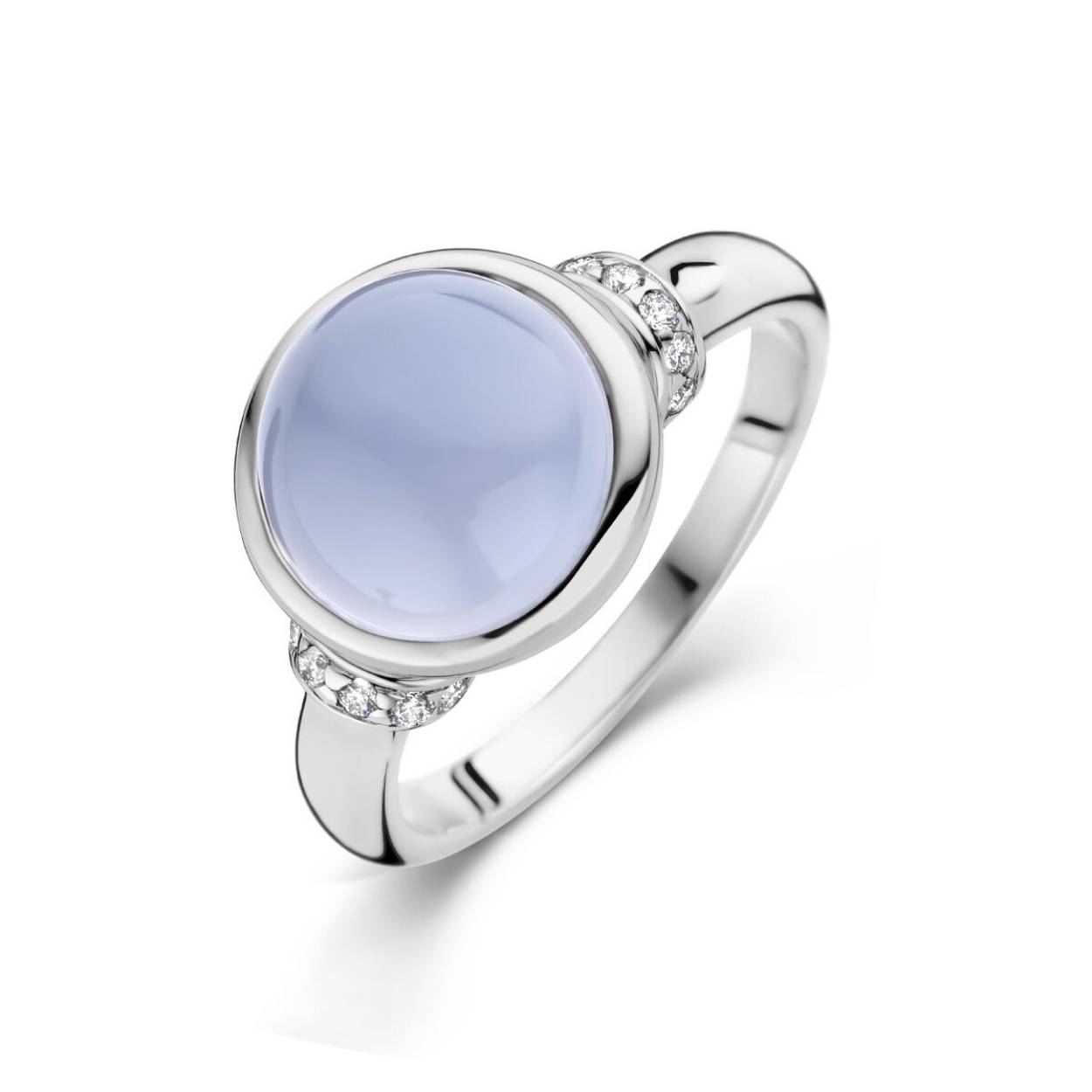 14k Witgouden ring uitgevoerd met een chalcedoon en diamanten. De chalcedoon heeft een steengewicht van 3.48ct.