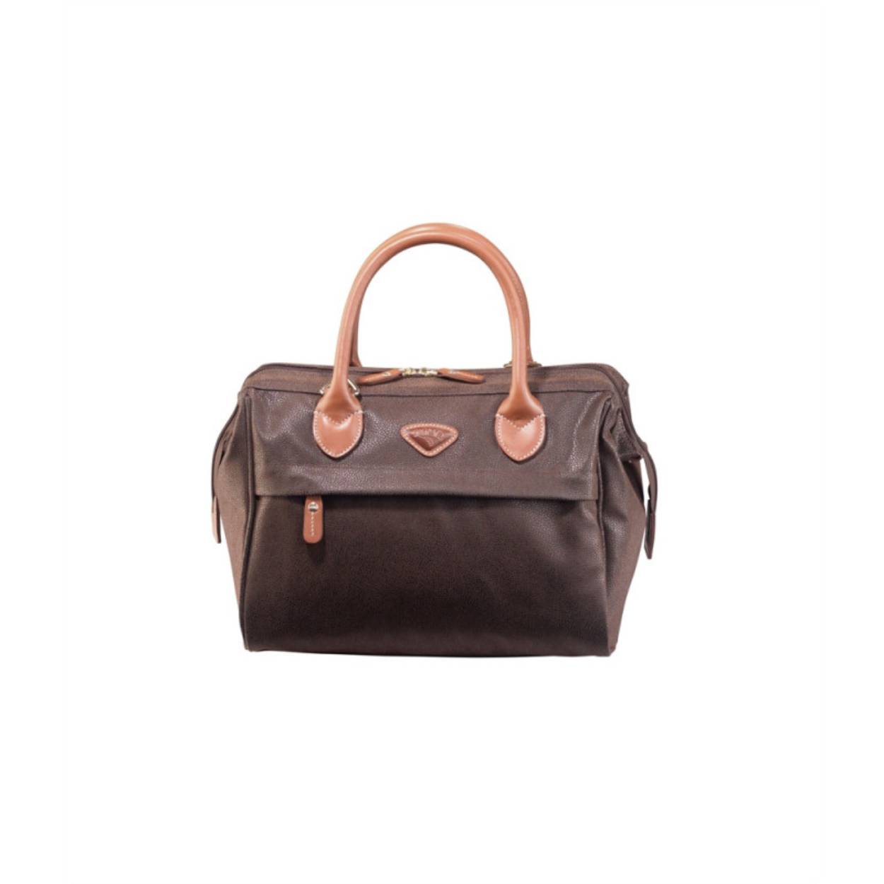 Beauty Case welke als handtas, schoudertas gedragen kan worden. Tevens is het mogelijk deze over de trekstang van uw koffer te bevestigen.

Afmetingen:
Hoogte 23cm x breed 32cm x diep 18cm